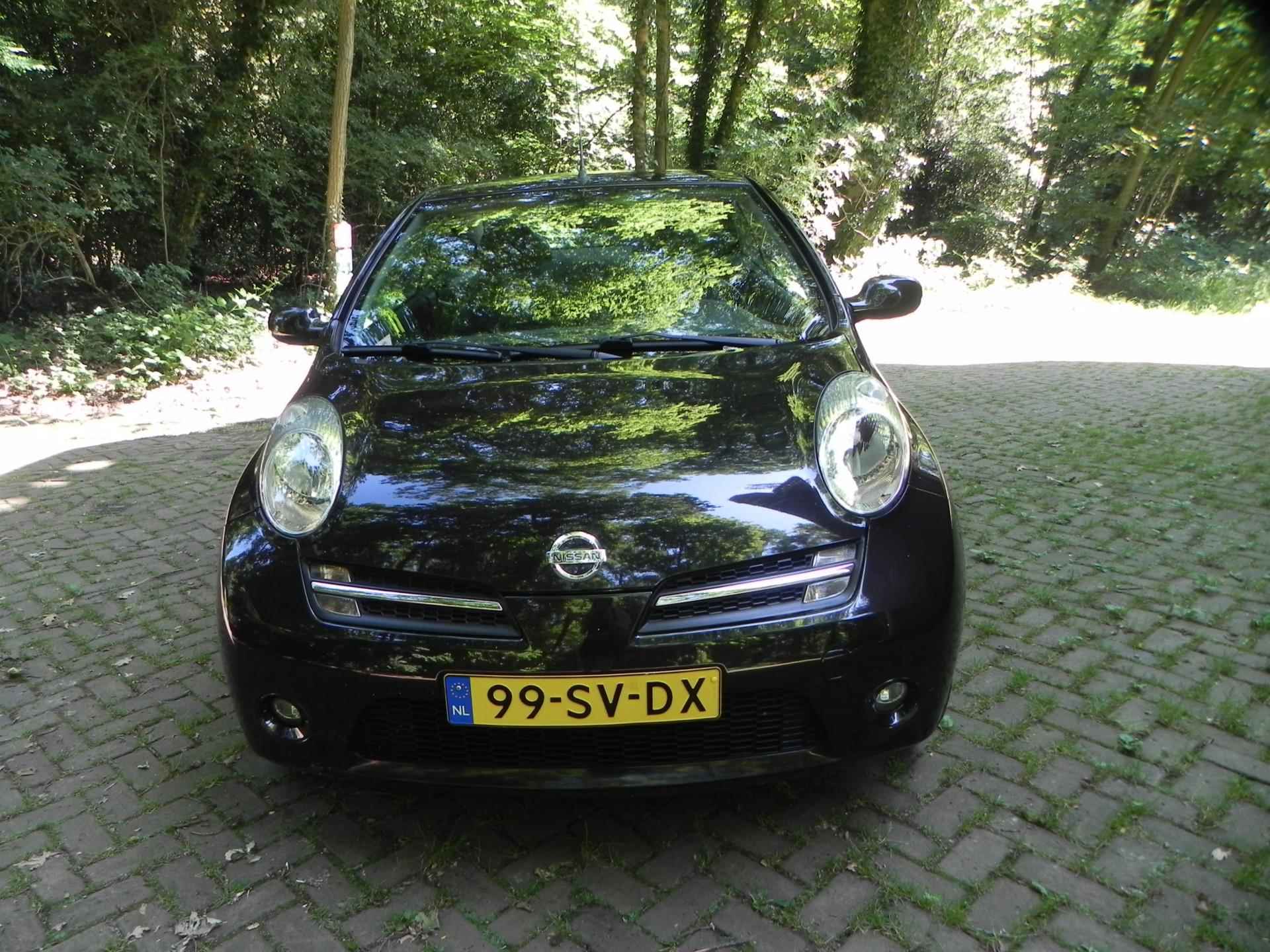 Nissan Micra C+C 1.6 Tekna - 2/19