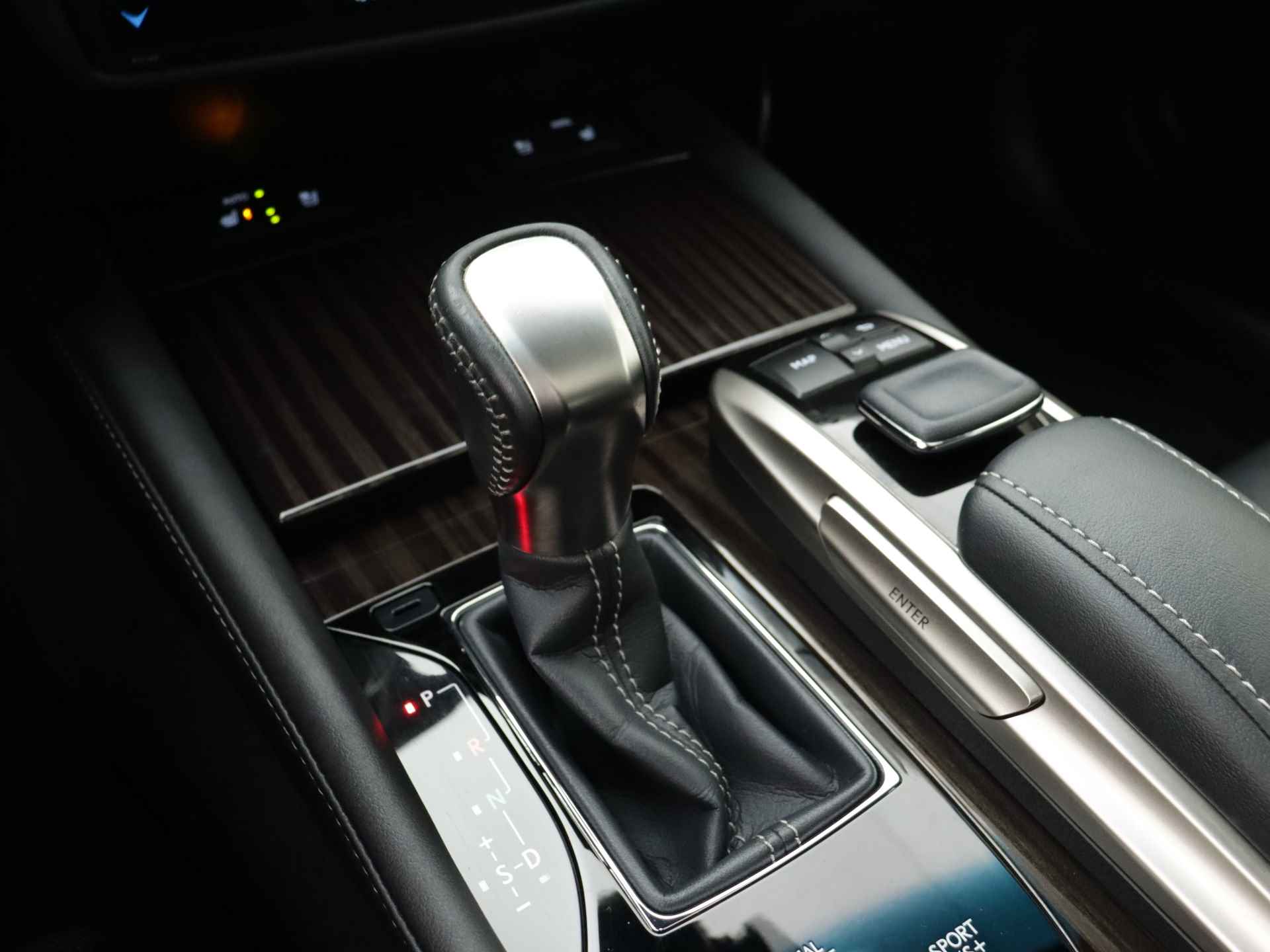 Lexus GS 300h President | Stoelventilatie & Verwarming | Mark Levinson Audio | - 35/51