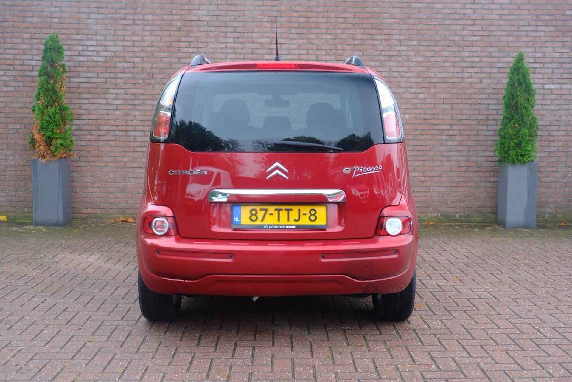 Citroen C3 Picasso 1.6 VTi 120pk Aut. Exclusive | Navi | Climate | PDC | Panoramadak | Trekhaak - 22/24