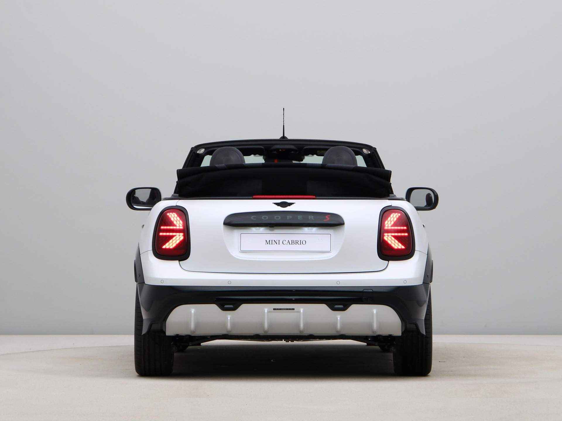 MINI Cooper Cabrio S John Cooper Works Pakket XL - 17/33