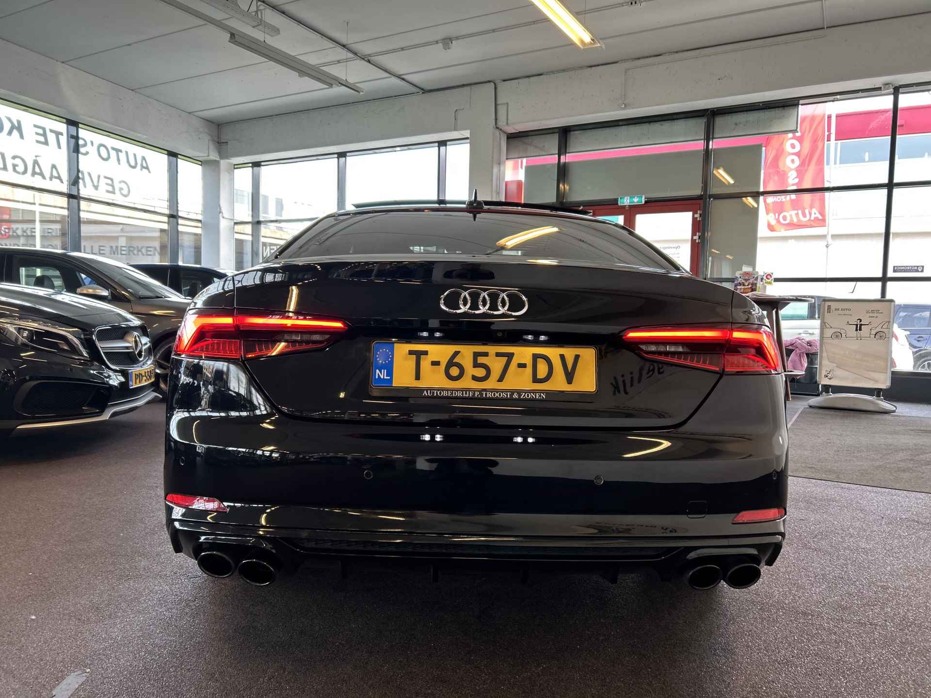 Audi A5 Coupé 2.0 TFSI Quattro 252PK Sport Pro S-Line | Panoramadak | Digital dashboard | S5 uitgevoerd | Keyless | Bang&Olufsen | Achte - 32/34