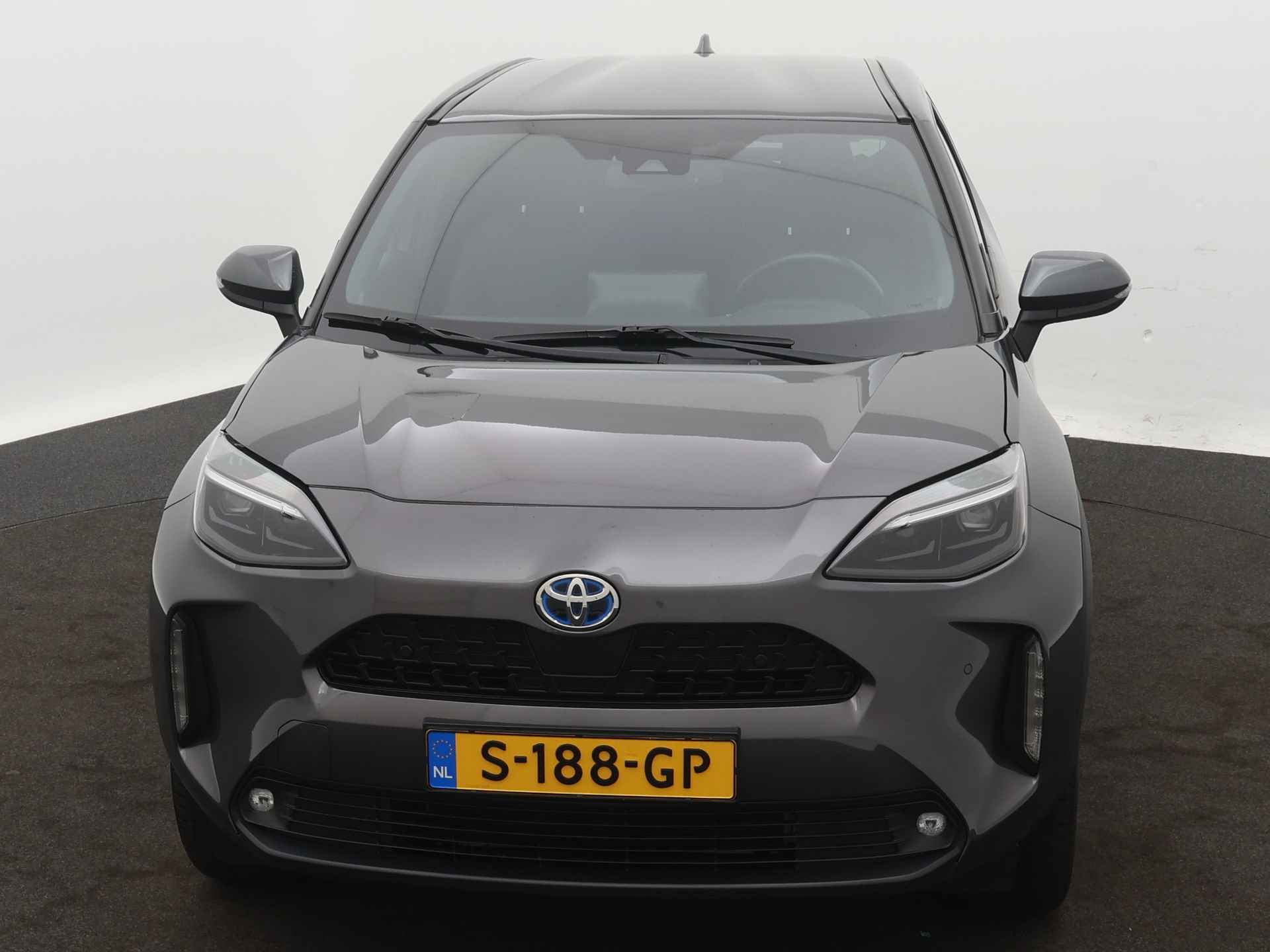 Toyota Yaris Cross 1.5 Hybrid AWD Dynamic Plus Limited | Trekhaak | Dodehoekdetectie | Voorstoelen verwarmd | Parkeersensor voor en achter | - 39/49