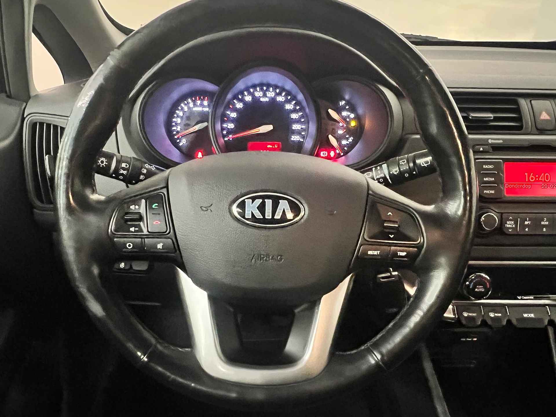 KIA Rio 1.2 CVVT 85pk Businessline 5D - 8/17