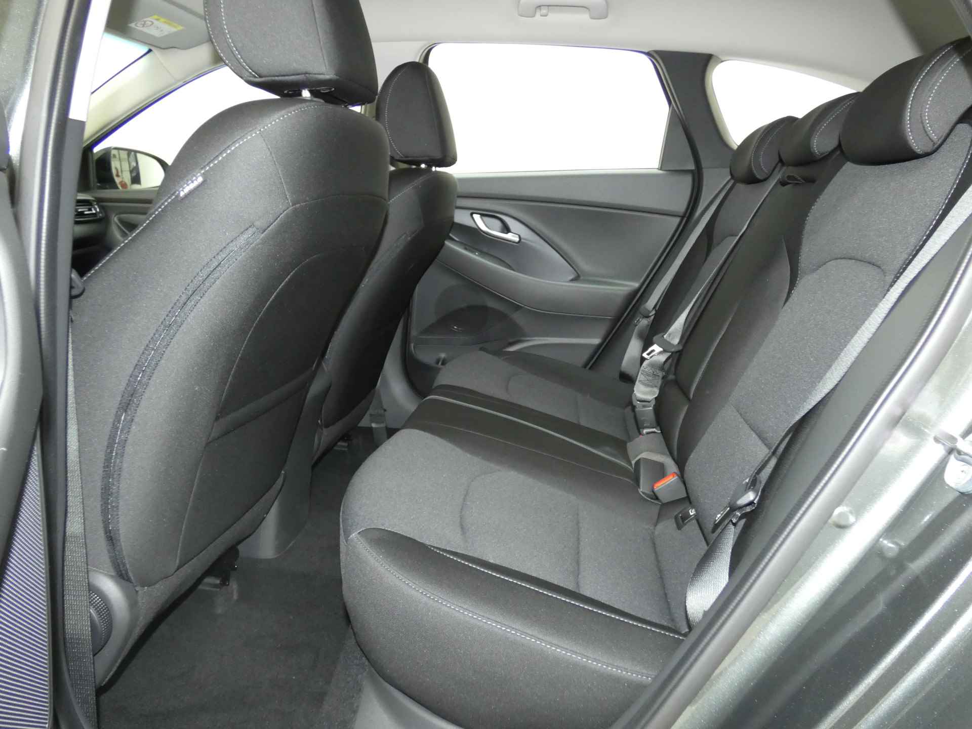 Hyundai i30 Wagon 1.0 T-GDi MHEV Comfort Smart | Navigatie | Climate Control - 9/37
