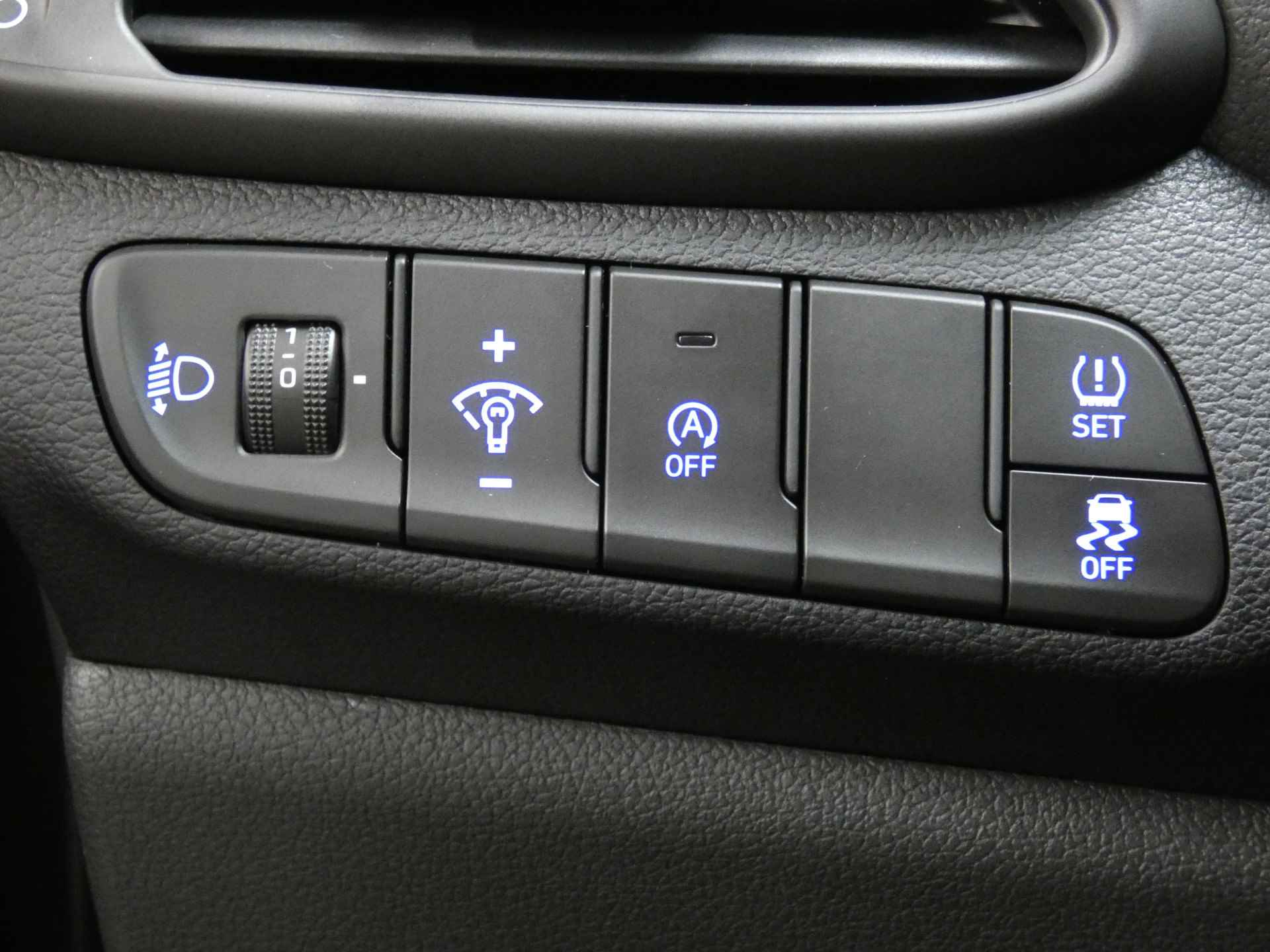 Hyundai i30 Wagon 1.0 T-GDi MHEV Comfort Smart | Navigatie | Climate Control - 23/37