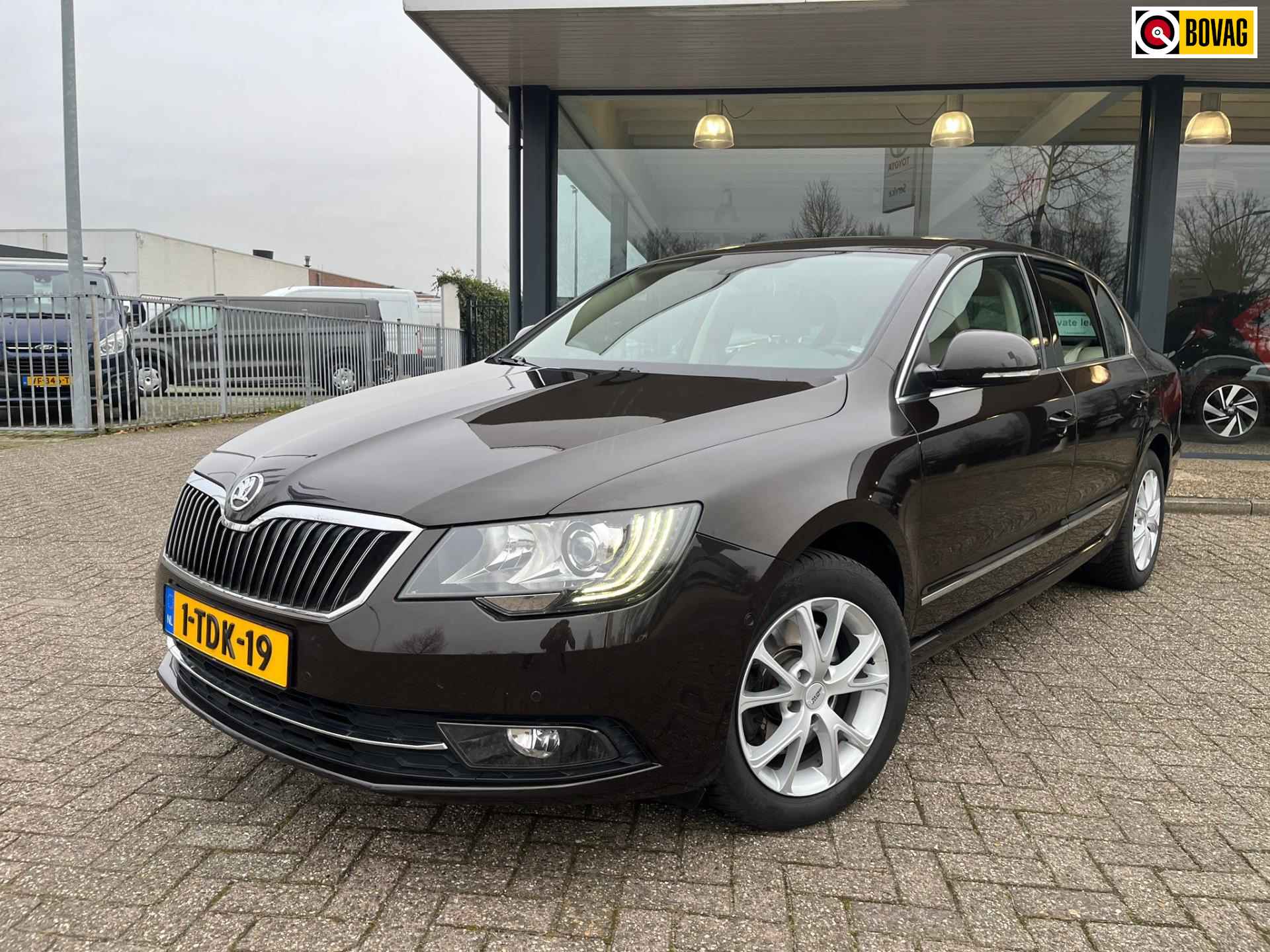 Skoda Superb 1.8 TSI Elegance Business|Schuifdak|Leder