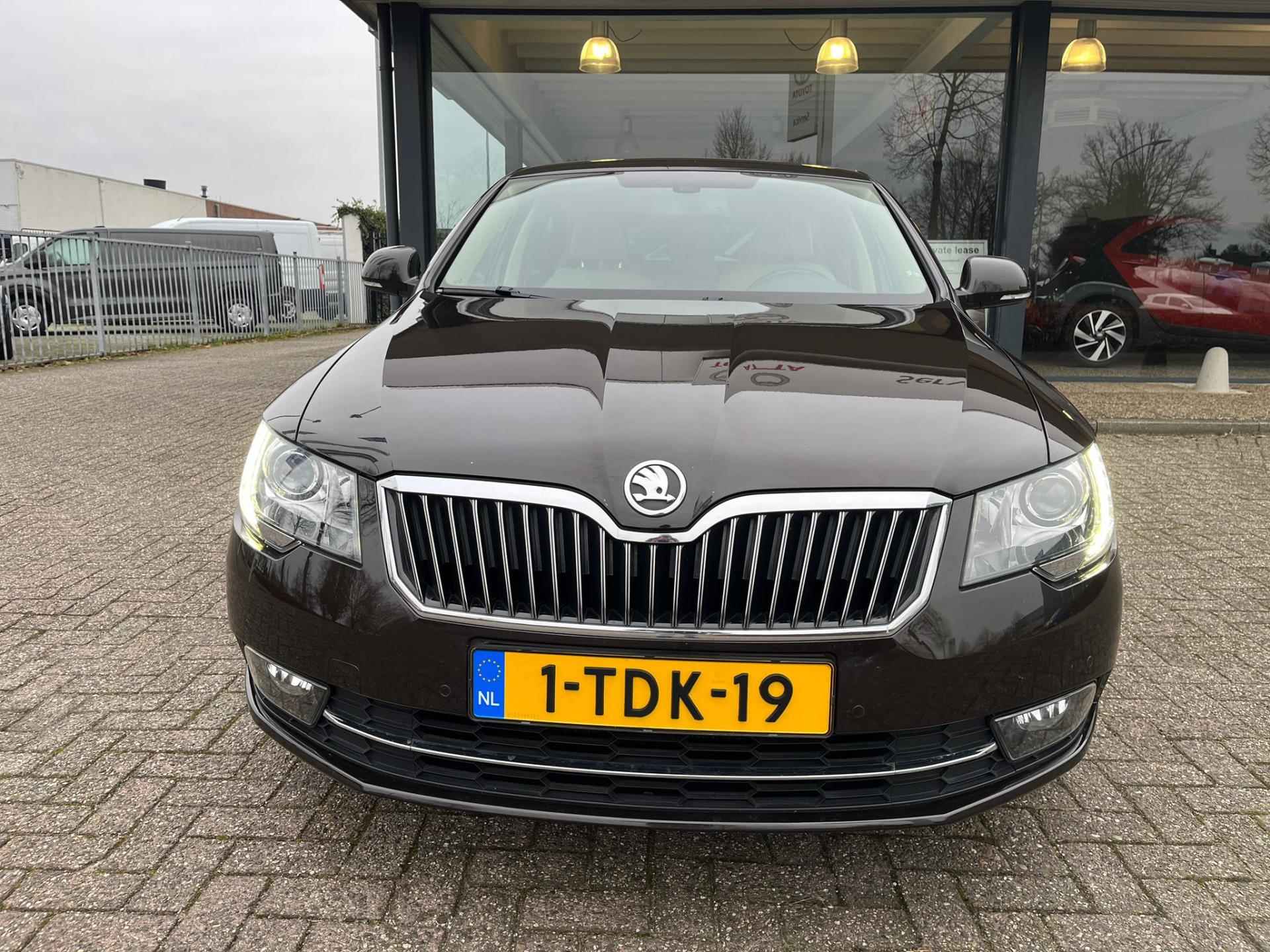 Skoda Superb 1.8 TSI Elegance Business|Schuifdak|Leder - 4/21