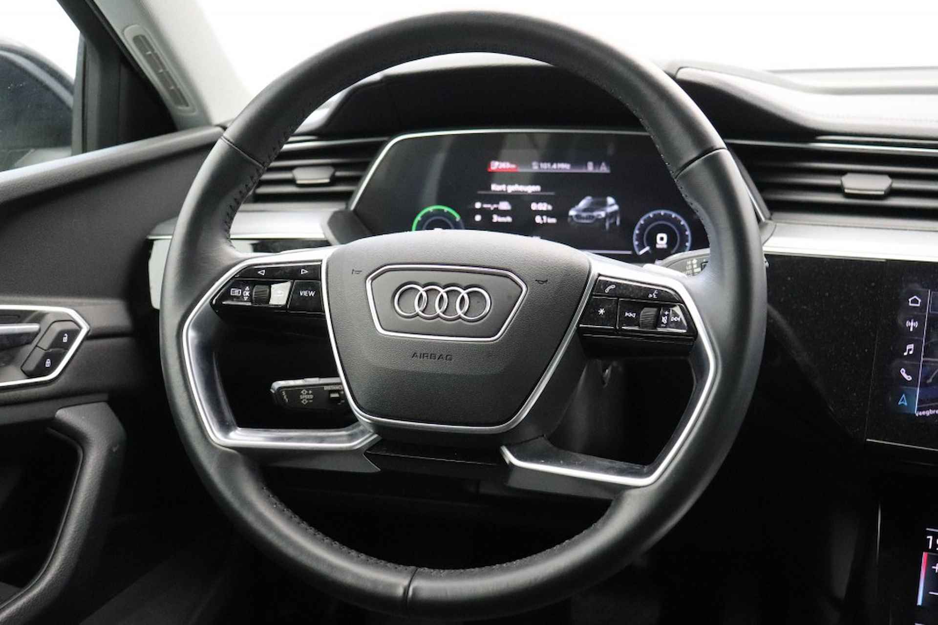 AUDI E-tron 55 quattro 95 kWh - Virtual Cockpit, Adaptive Cruise - Lane assi - 11/26