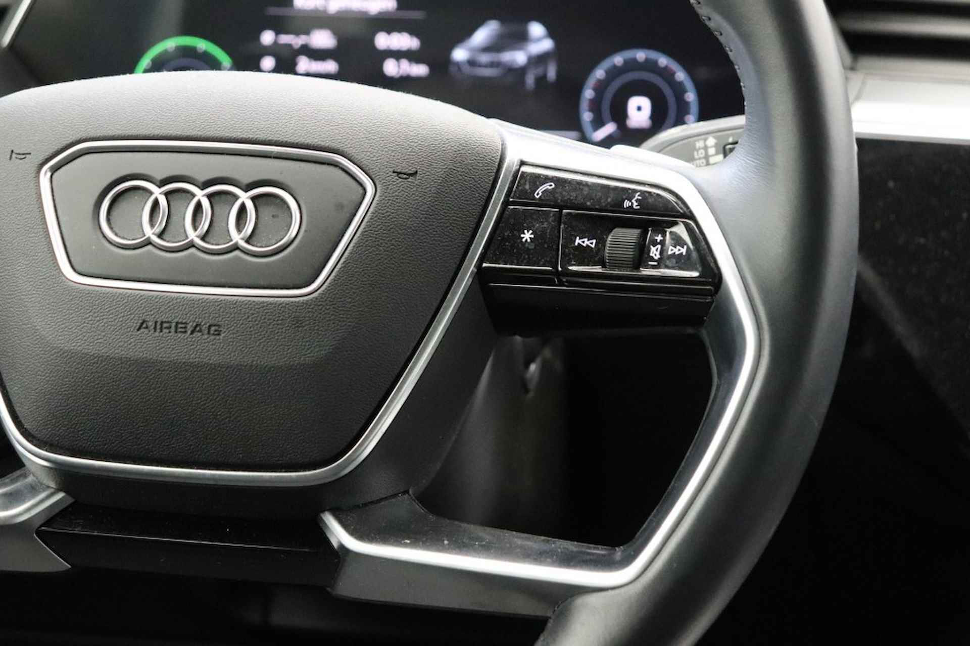 AUDI E-tron 55 quattro 95 kWh - Virtual Cockpit, Adaptive Cruise - Lane assi - 16/26