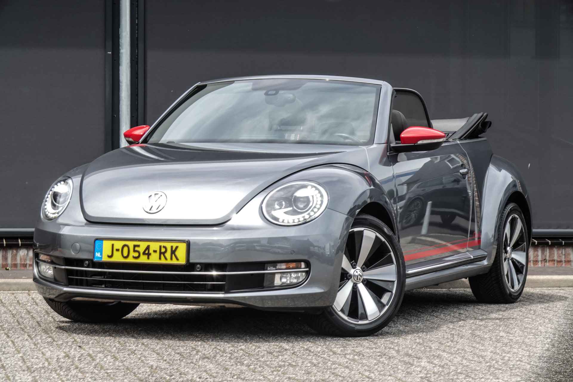 Volkswagen Beetle Cabriolet 1.4Tsi 150Pk DSG7 | Club | 18'' - 24/35