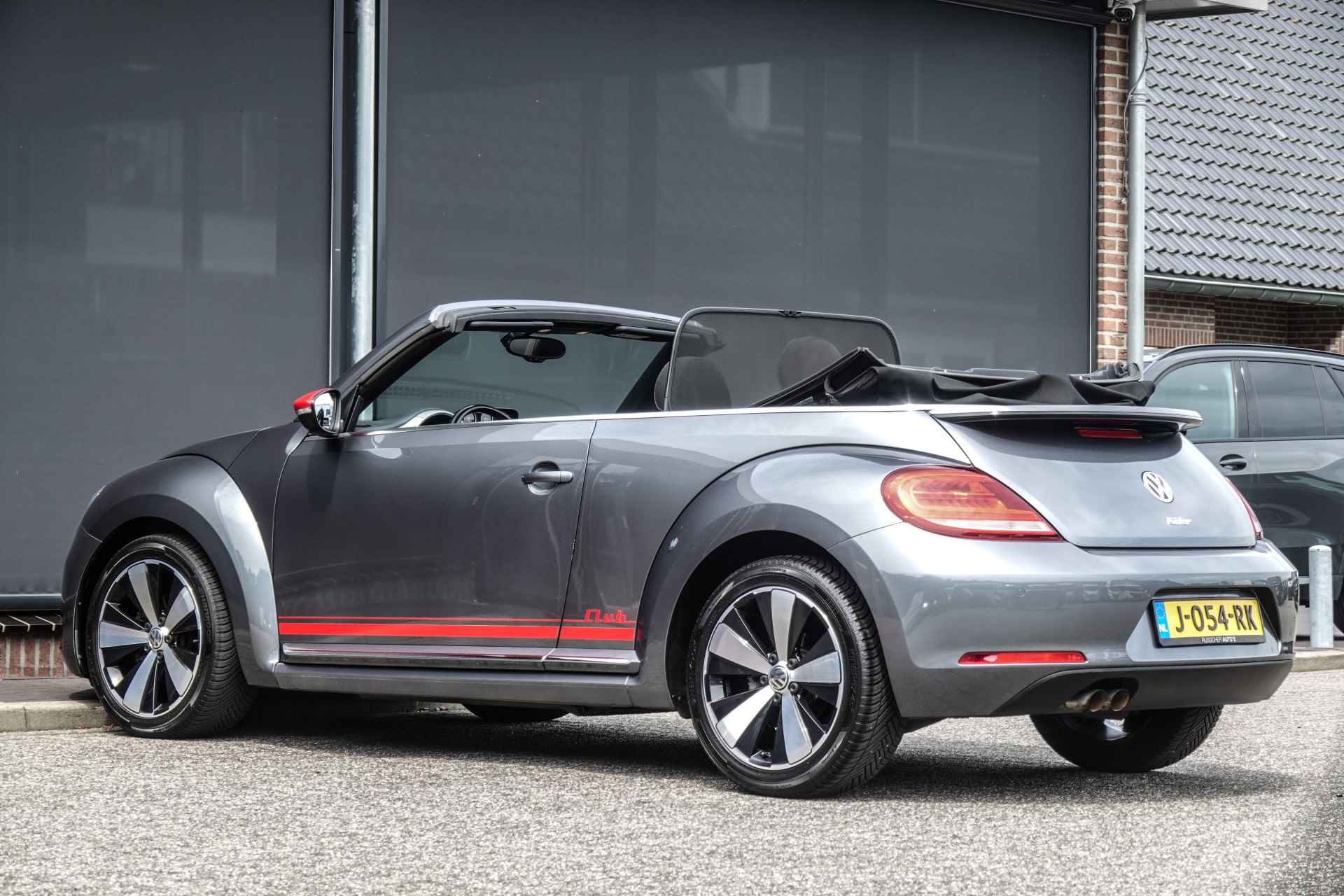 Volkswagen Beetle Cabriolet 1.4Tsi 150Pk DSG7 | Club | 18'' - 34/35