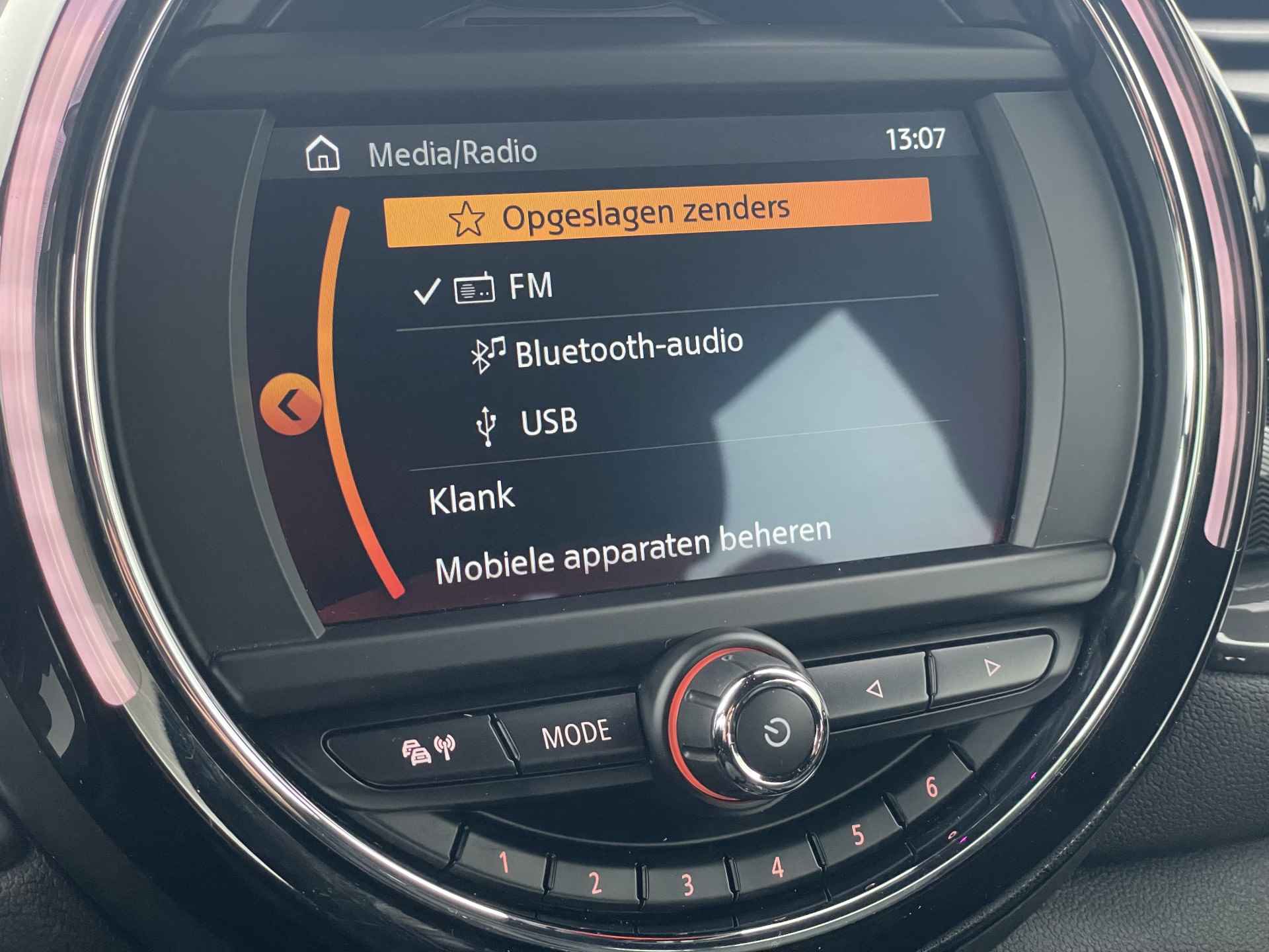 MINI Clubman 1.5 Cooper Chili | LED | Stoelverwarming | Parkeersensoren  | Apple Carplay | Cruise Control | - 10/37