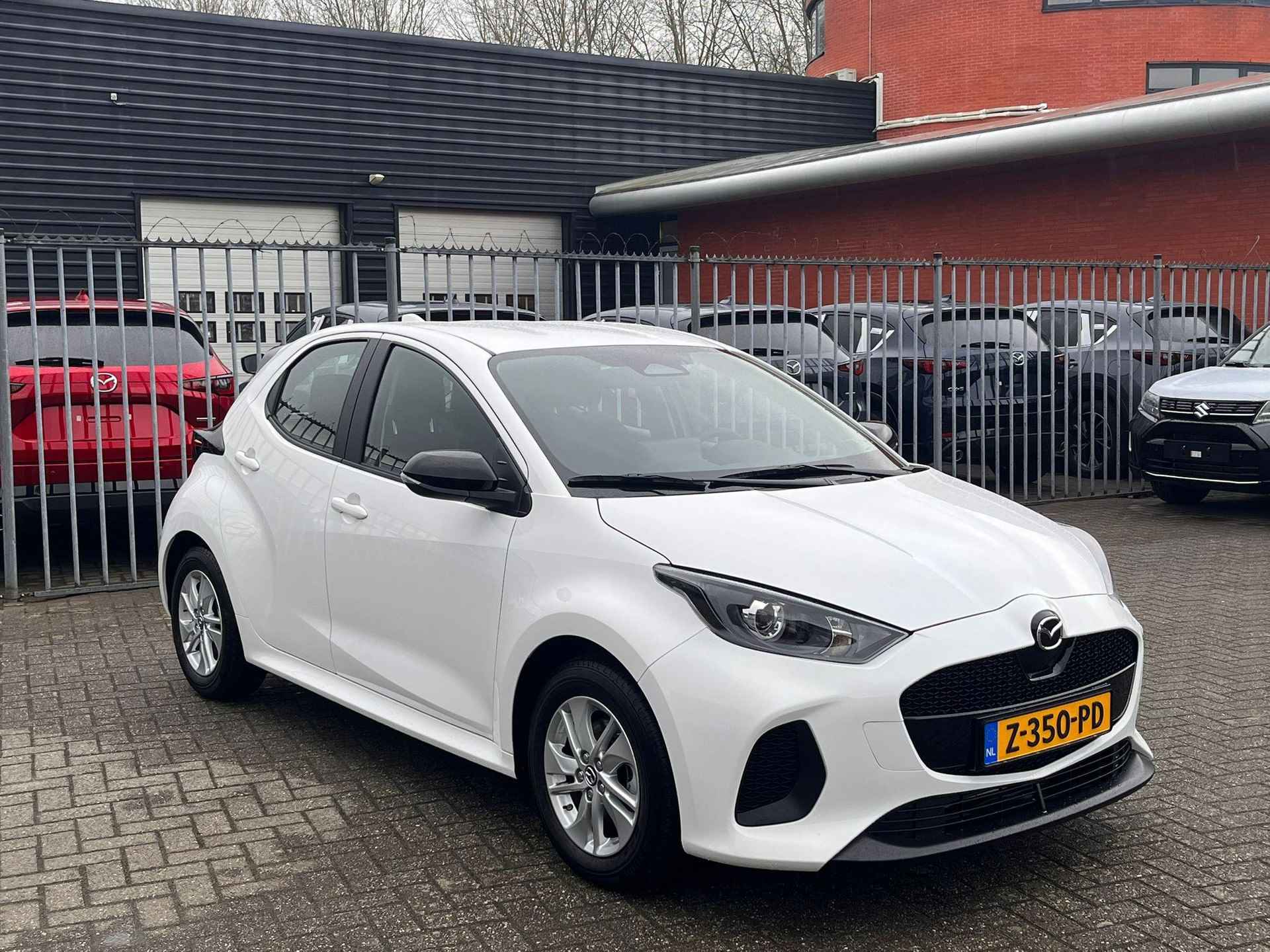 Mazda 2 Hybrid 1.5 Centre-line - 14/17