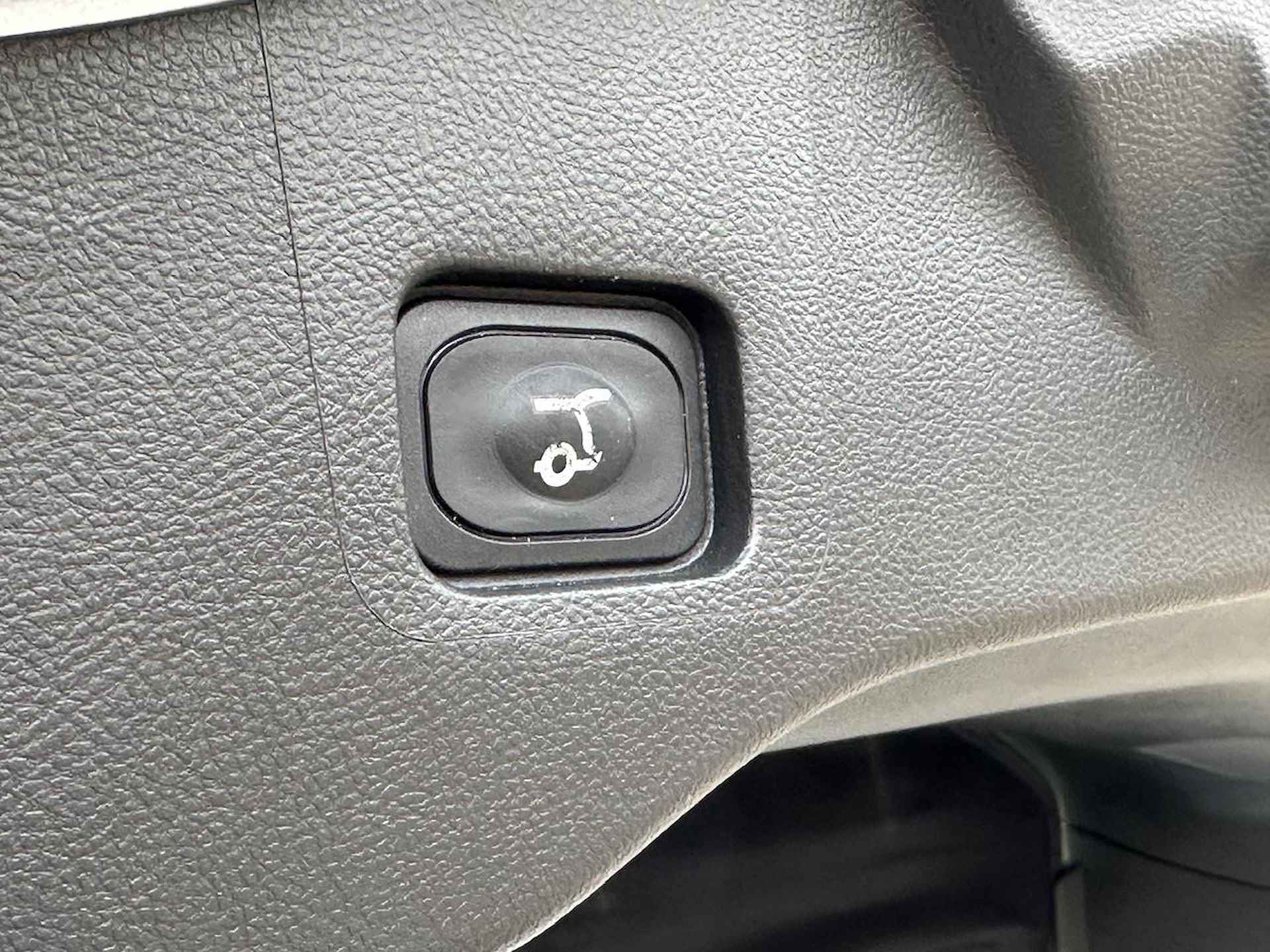 Ford Mondeo Wagon 2.0 HEV HYBRID ST-Line | Elekt. Achterklep | Elekt. Voorstoelen met geheugen | SONY Premium Audio | LED Koplampen | - 16/29