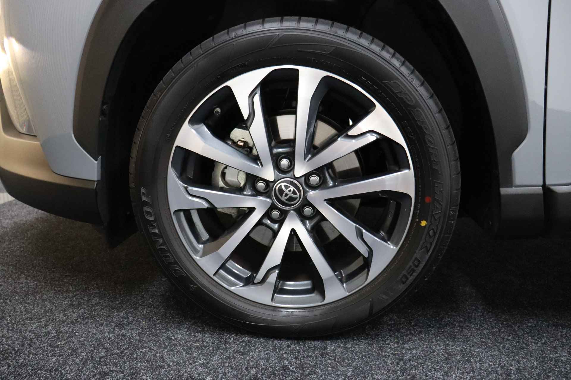 Toyota Corolla Cross 2.0 High Power Hybrid Dynamic | Direct leverbaar | Winterpakket | Navigatie | Full Led - 9/31