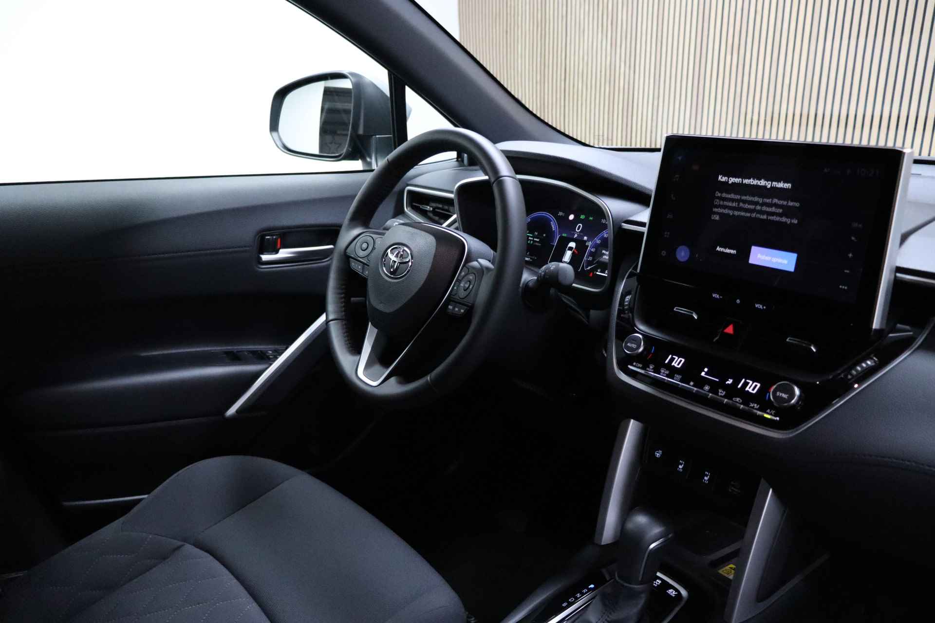 Toyota Corolla Cross 2.0 High Power Hybrid Dynamic | Direct leverbaar | Winterpakket | Navigatie | Full Led - 12/31