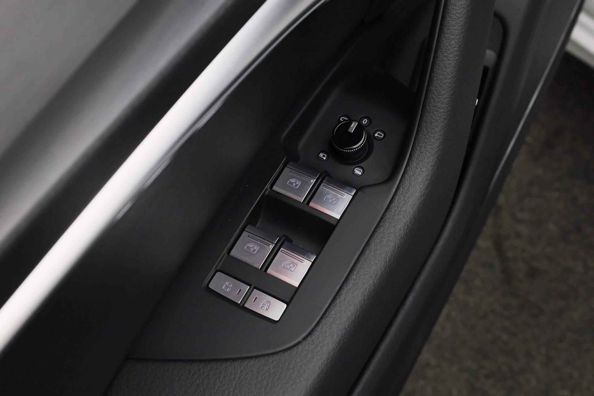 Audi A6 Avant 55 TFSI e 367PK S-tronic quattro Competition | S6 diffuser | Pano | Trekhaak | B&O | HD Matrix LED | Keyless | 20 inch - 31/56
