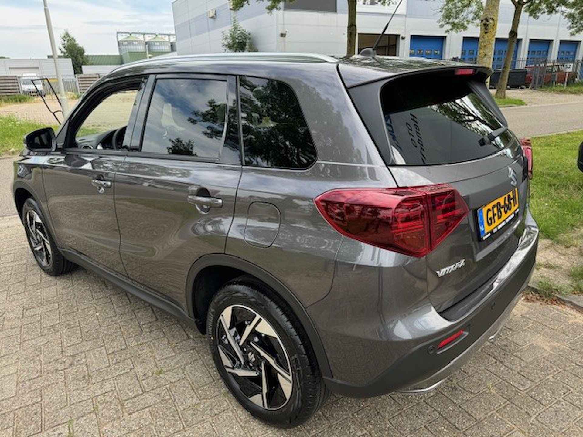 SUZUKI Vitara 1.4 Boosterjet 129pk Smart Hybrid Style Sunroof - 8/36