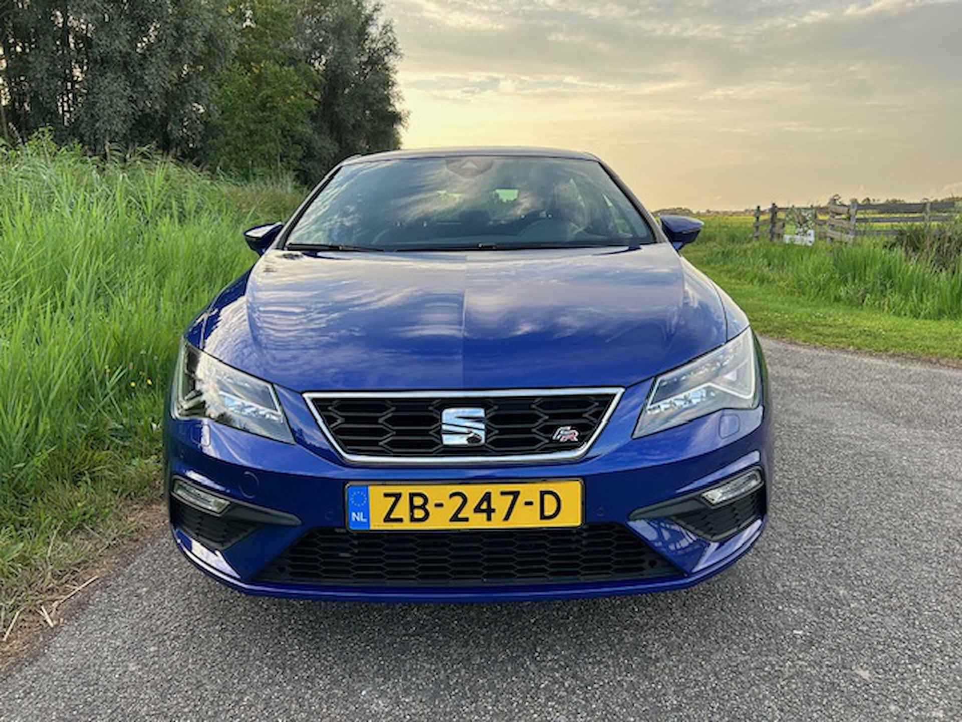 SEAT Leon 1.5 TSI 150PK FR Business Intense  Apple carplay / Android auto | Navigatie | Camera | Pdc V+A | Cruise control | Stoelverw. | NAP | Rijklaar prijs! - 5/25