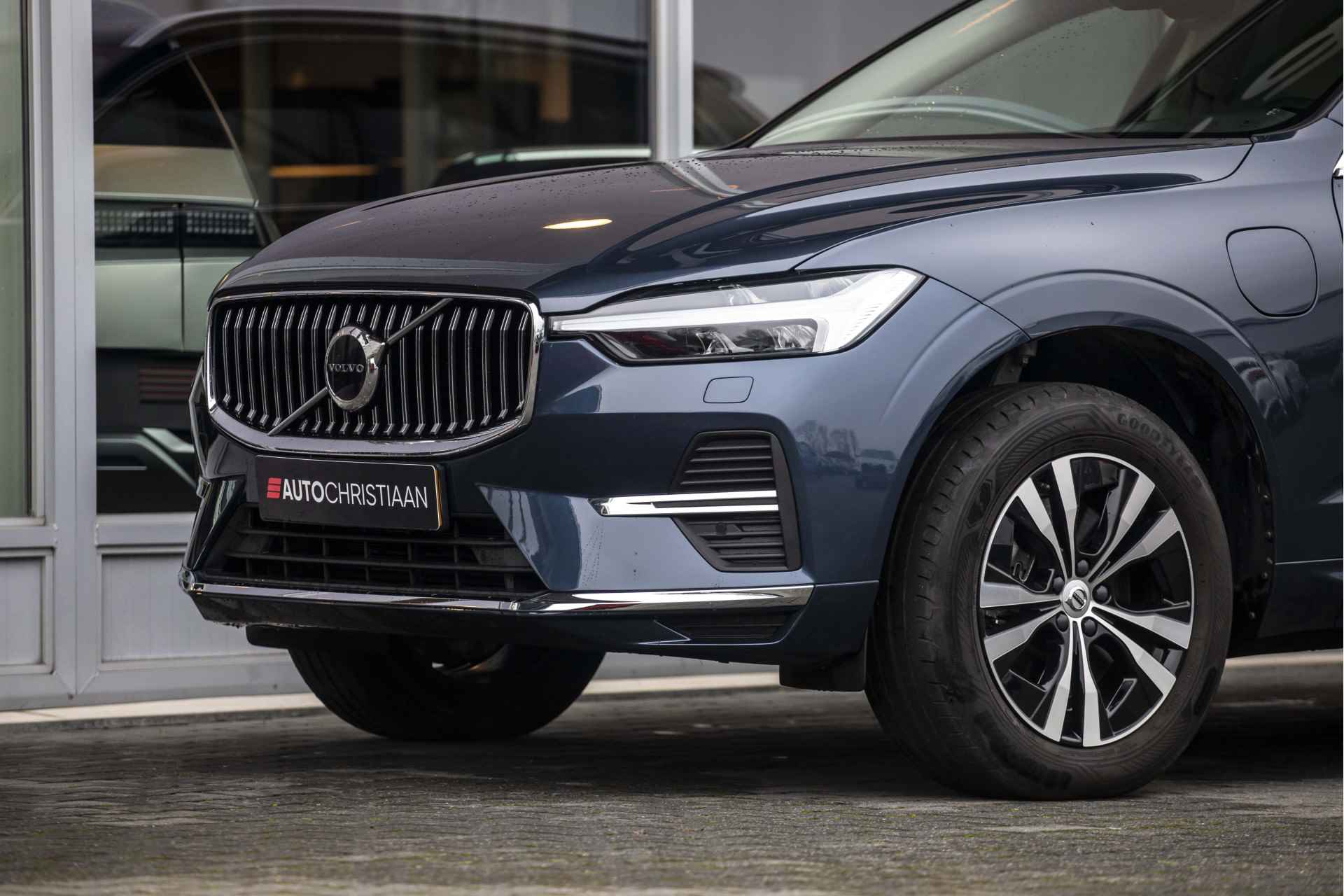 Volvo XC60 2.0 T6 Plug-in hybrid AWD Inscription | Pano | Camera | Volleder | LED - 16/42