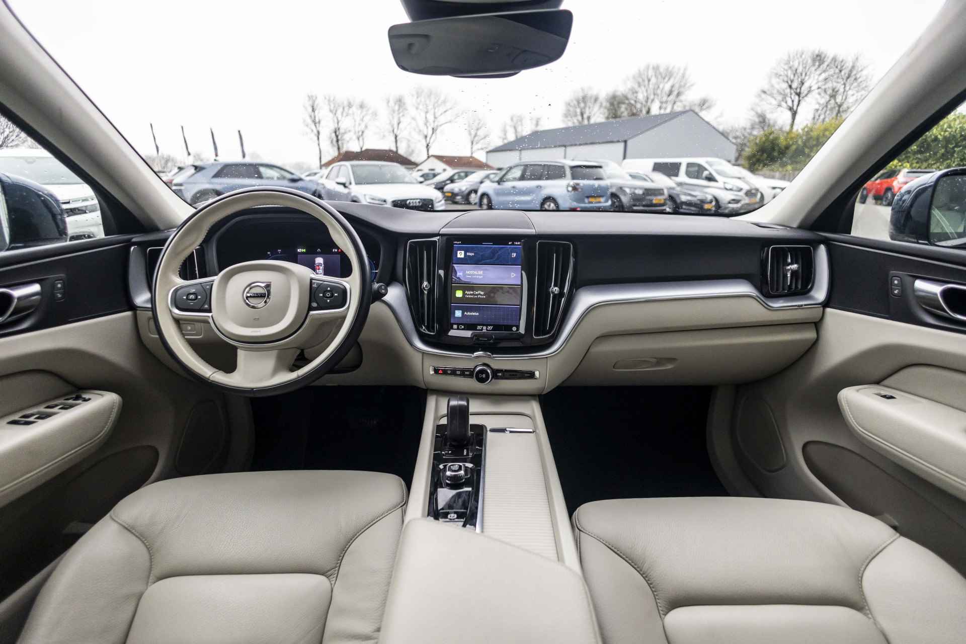 Volvo XC60 2.0 T6 Plug-in hybrid AWD Inscription | Pano | Camera | Volleder | LED - 33/42