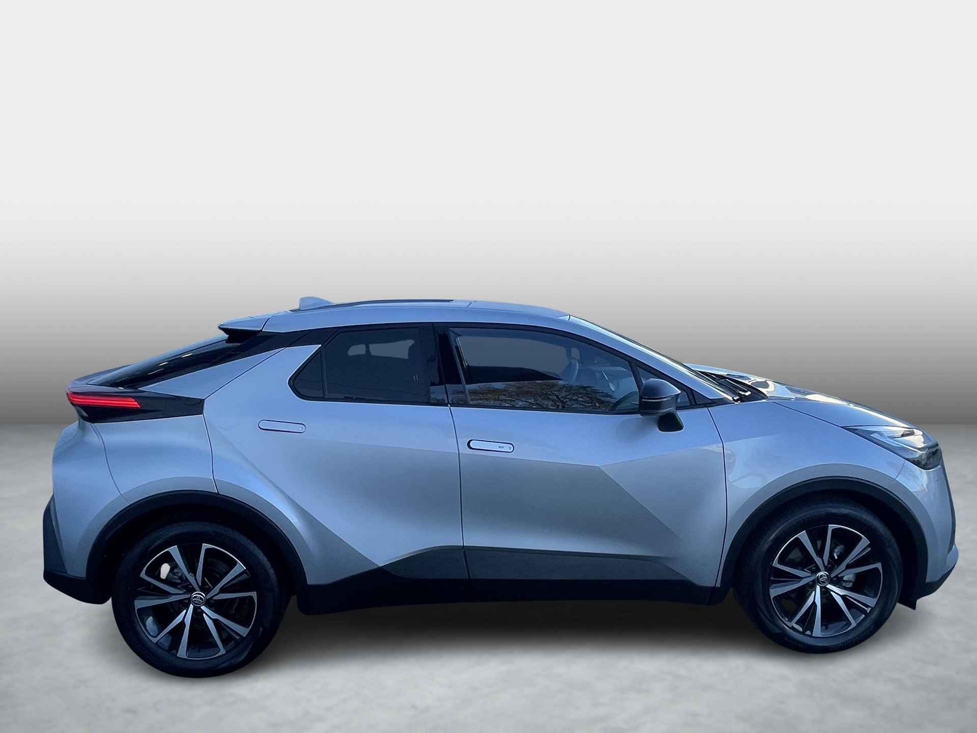 Toyota C-HR 1.8 Hybrid 140 First Edition - 4/36