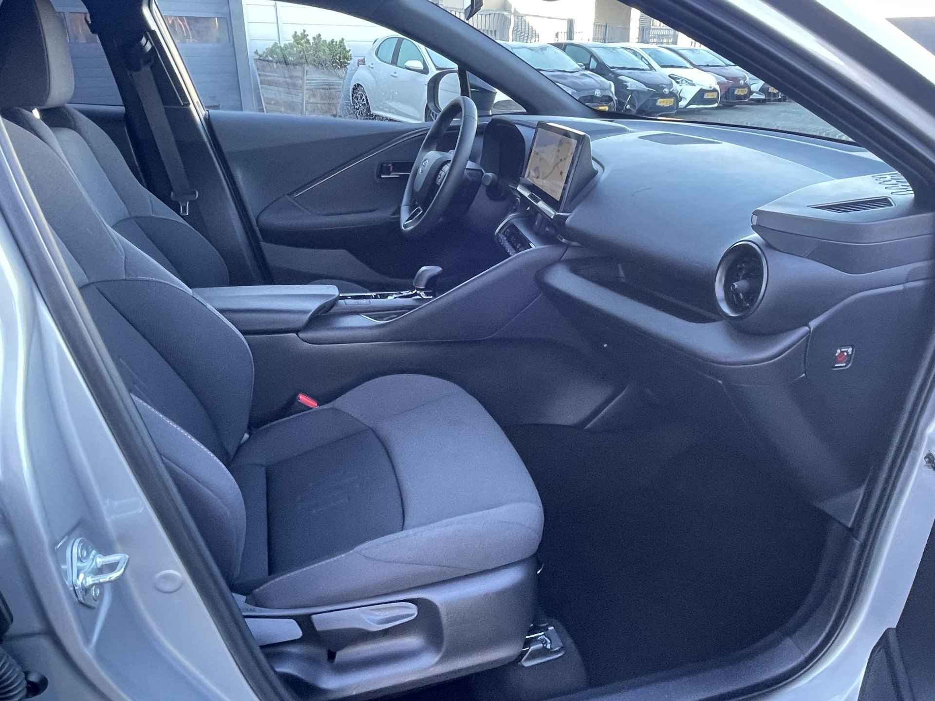 Toyota C-HR 1.8 Hybrid 140 First Edition - 11/36