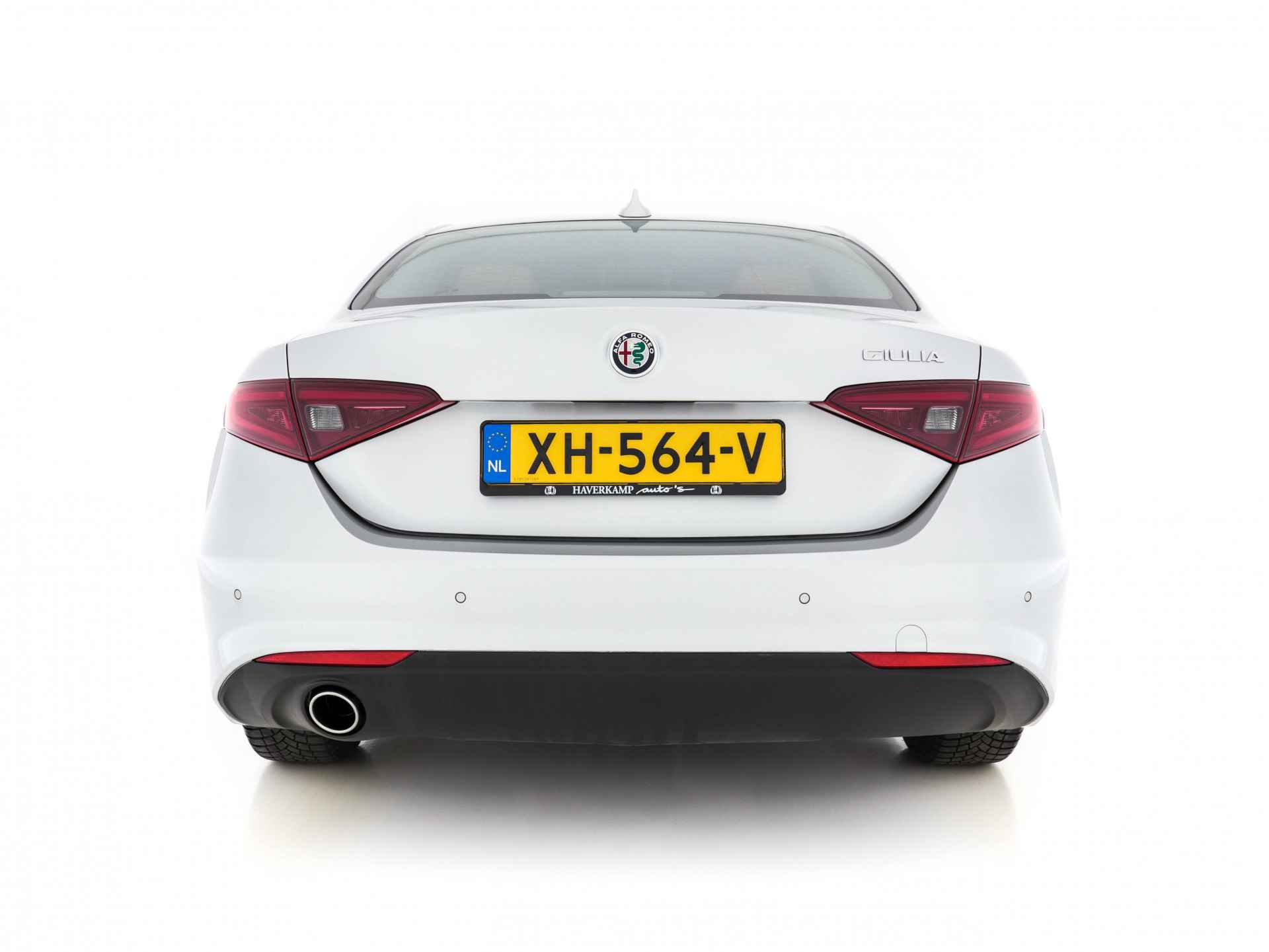 Alfa Romeo Giulia 2.2 Aut. *FULL-LED | NAVI-FULLMAP | LEATHER-MICROFIBRE | LANE-ASSIST |  ADAPTIVE-CRUISE | DAB | APP.CONNECT |  PDC | ECC | COMFORT-SEATS | 17"ALU * - 5/26