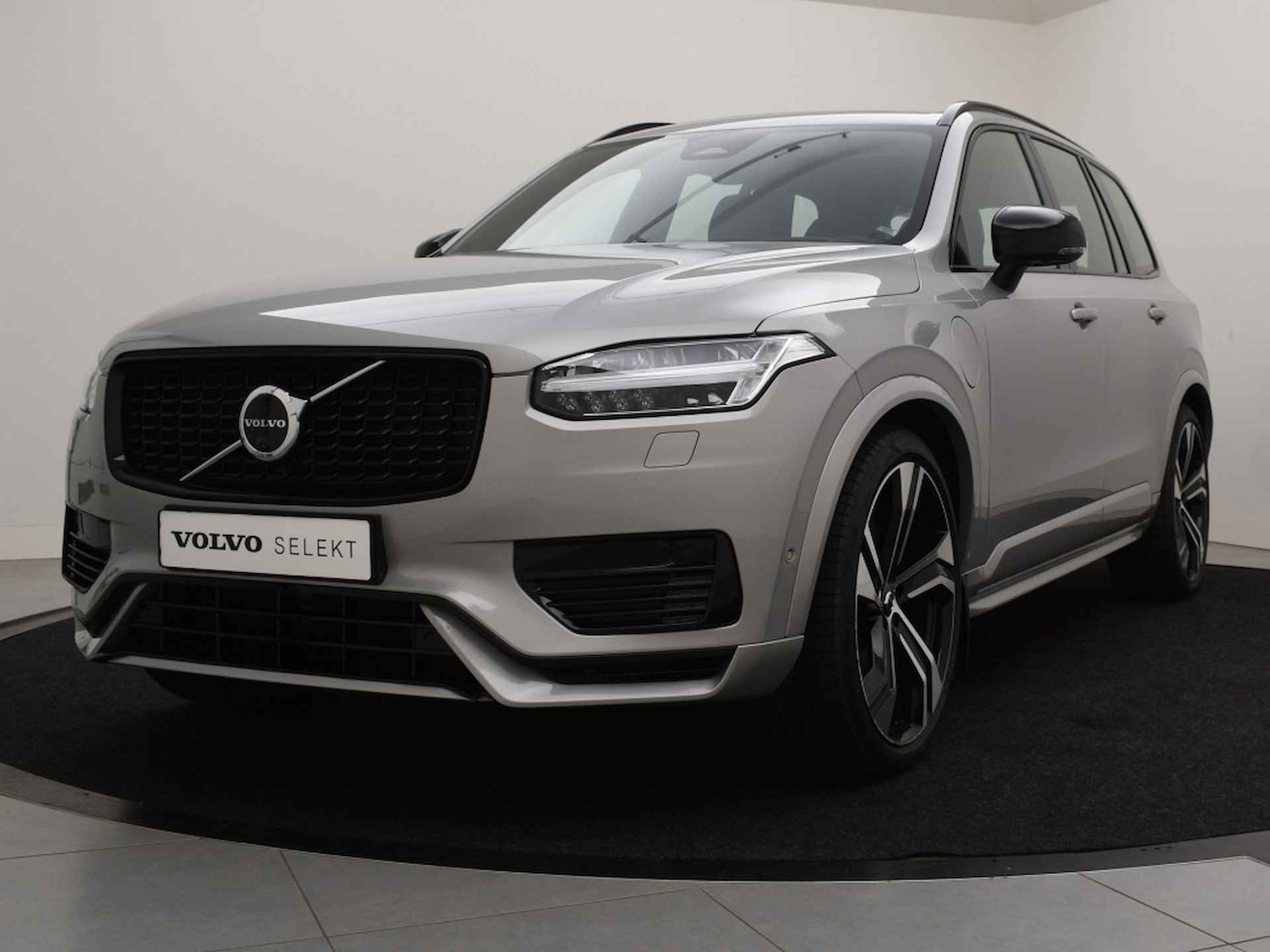 Volvo XC90 T8 PLUG-IN HYBRID LONG RANGE ULTIMATE DARK 22INCH BOWERS&WILKINS - 2/44