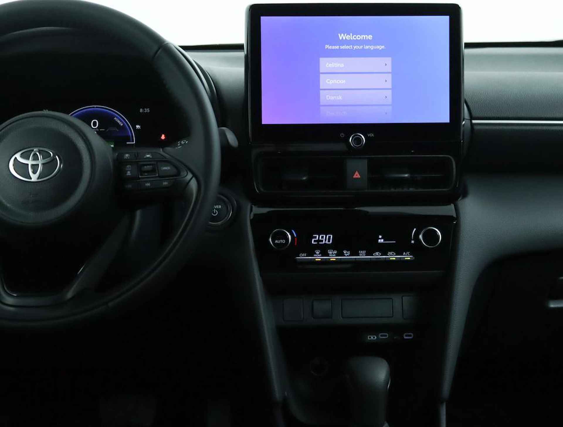 Toyota Yaris Cross Hybrid 115 First Edition | Apple Carplay & Android Auto | Climate Control | Camera achter | Adaptieve Cruise Control| Lichtsensor | - 42/45