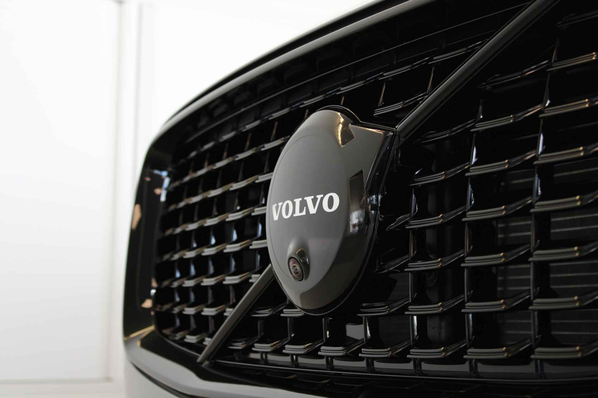 Volvo XC90 T8 455PK Ultra Dark | Full Option | HEICO | Selected Luchtvering | B&W Audio | Iso glas - 27/92