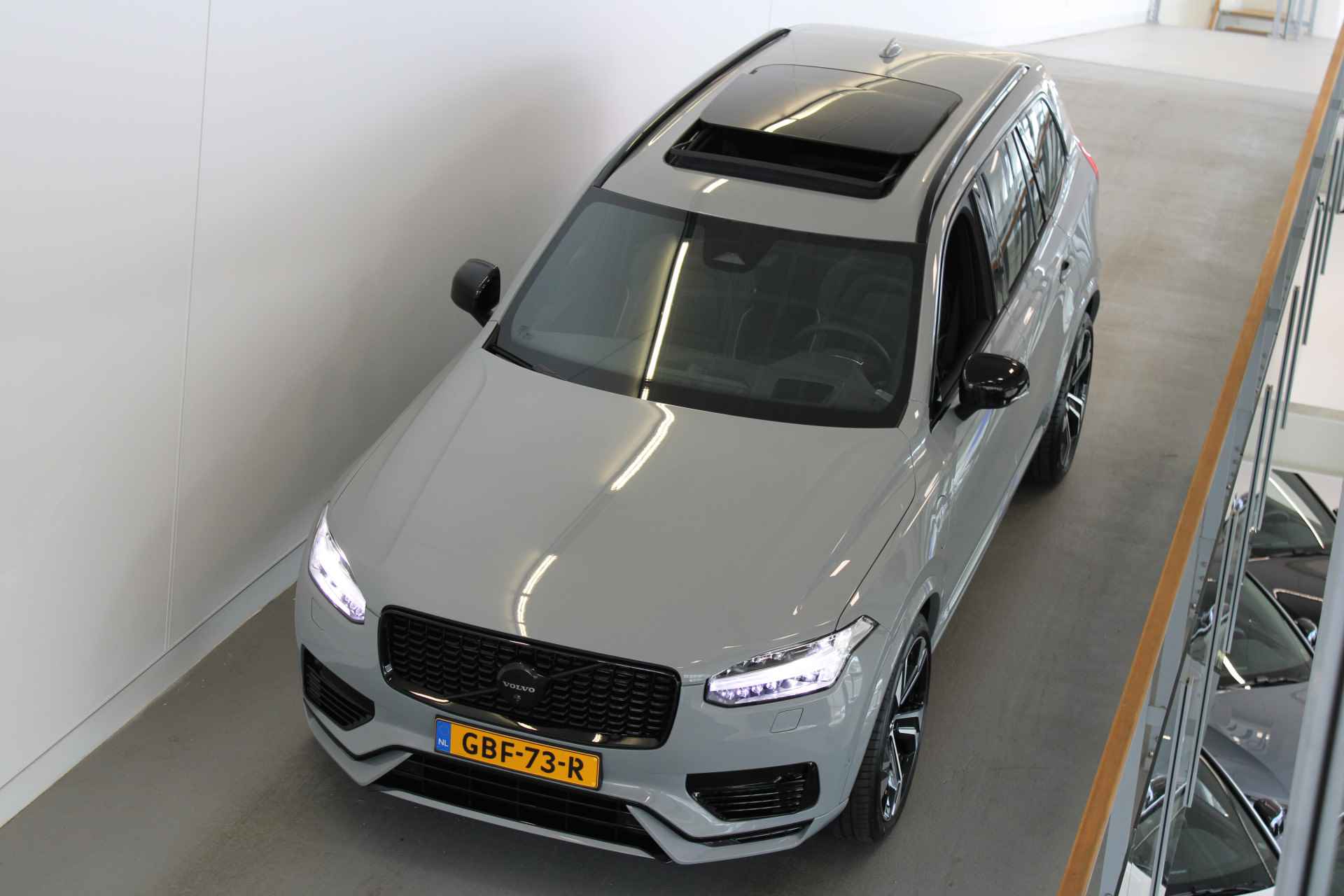 Volvo XC90 T8 455PK Ultra Dark | Full Option | HEICO | Selected Luchtvering | B&W Audio | Iso glas - 89/92