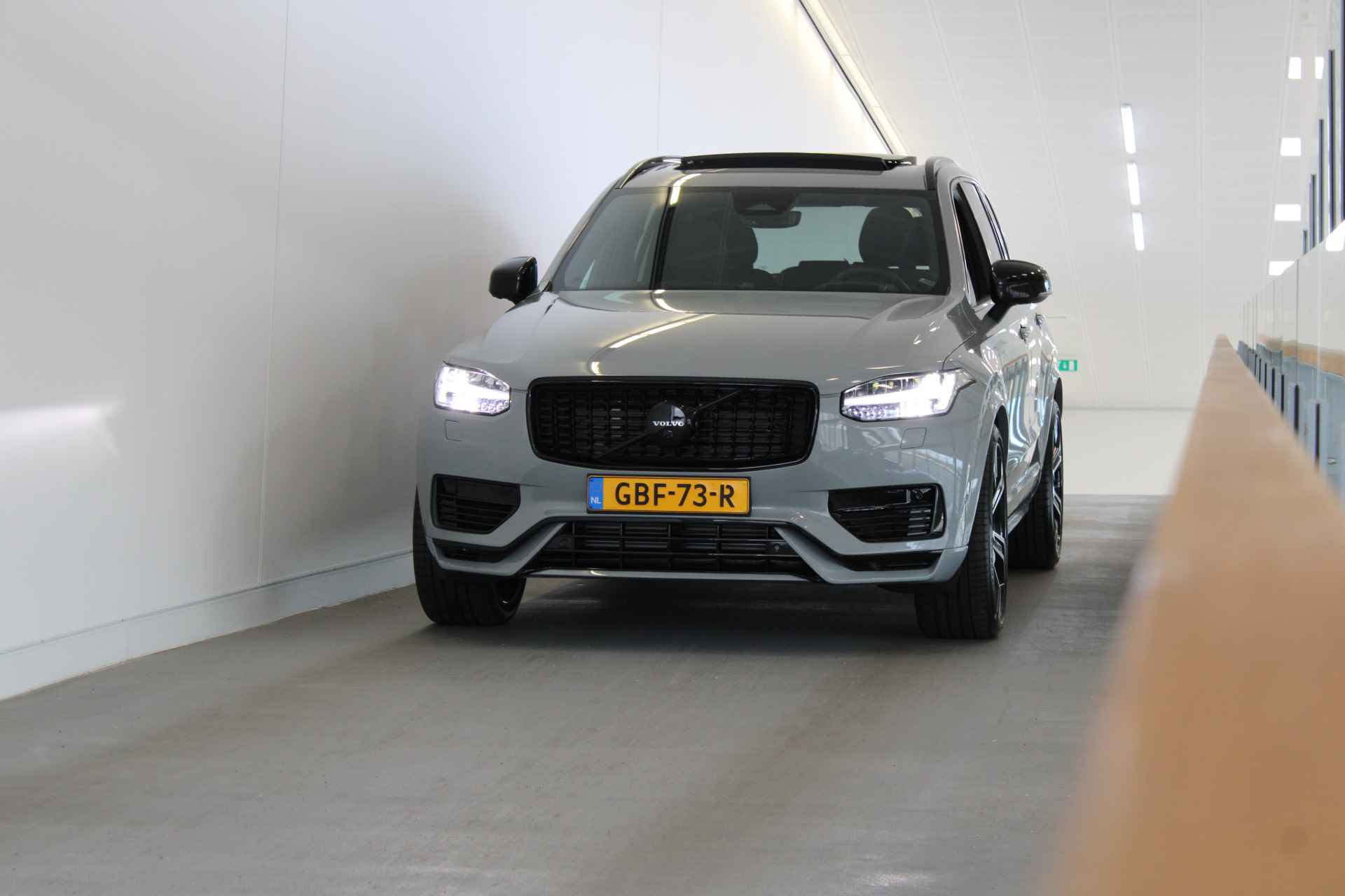 Volvo XC90 T8 455PK Ultra Dark | Full Option | HEICO | Selected Luchtvering | B&W Audio | Iso glas - 92/92