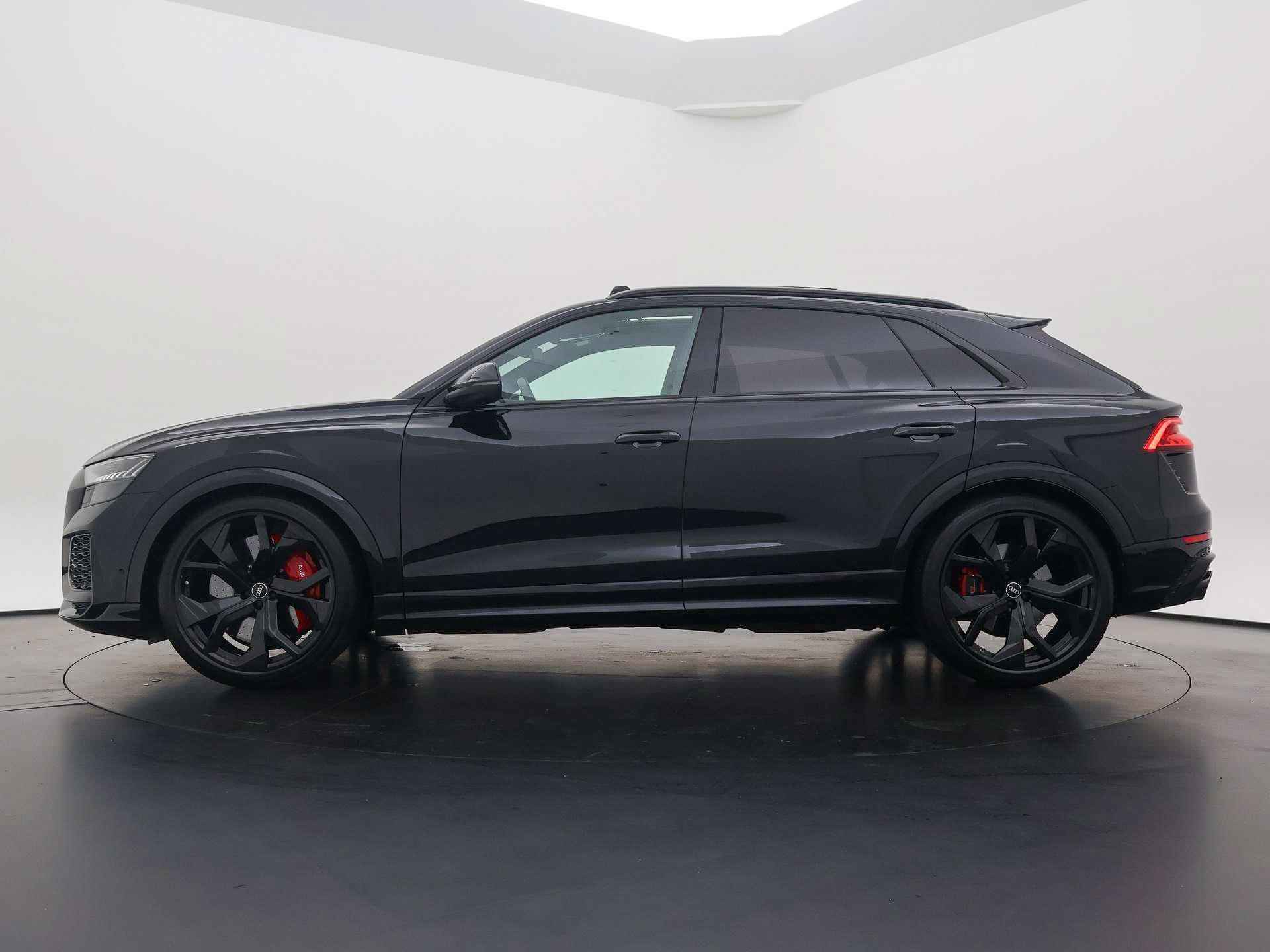 Audi RSQ8 4.0 TFSI quattro | Pano.dak | Dynamic pakket | Head-up | Servosluiting | Top view camera | Massage/Ventilatie | 23'' | Assistentie City/Tour | B&O - 8/53