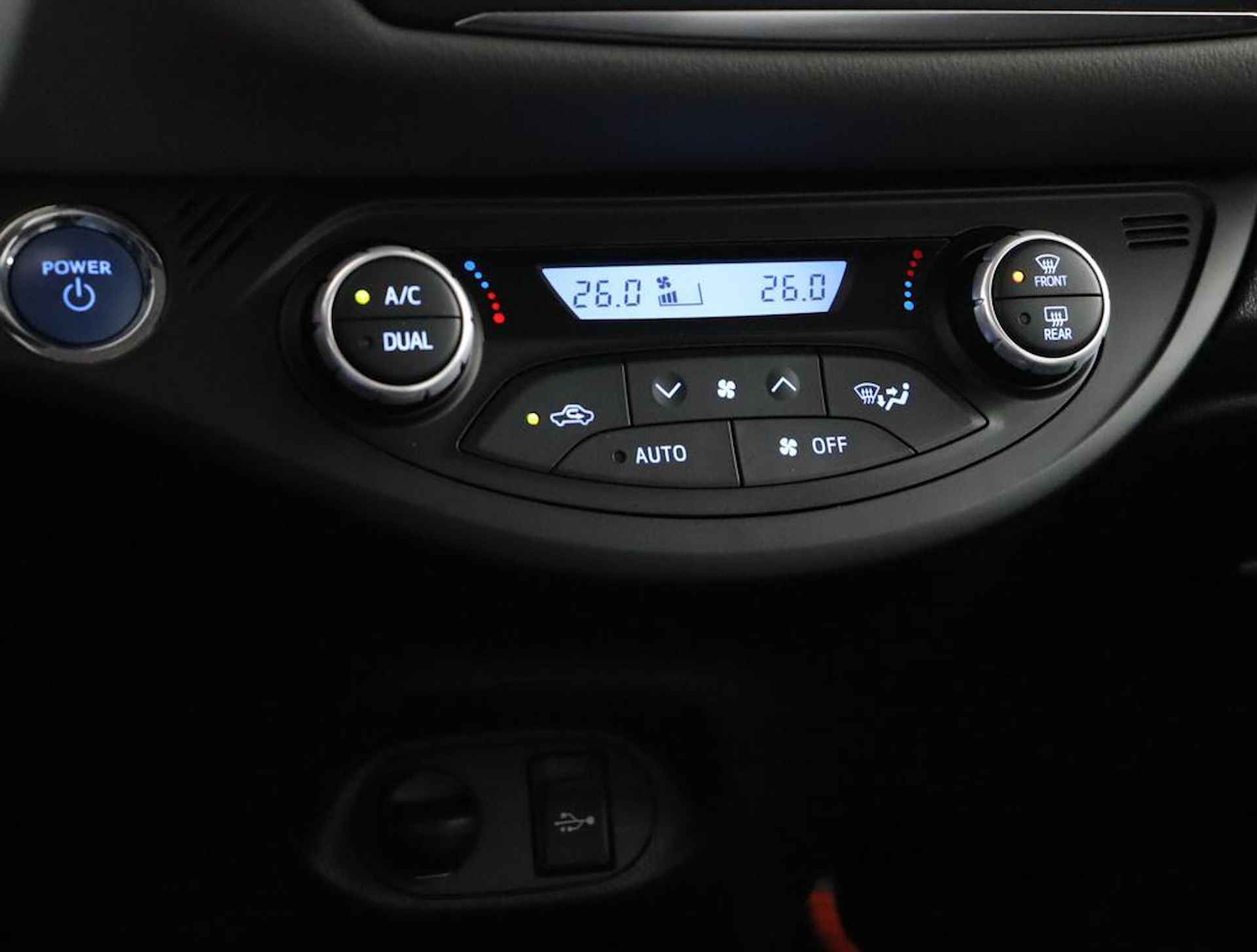 Toyota Yaris 1.5 Hybrid Executive | Navigatie | Climate control | Cruise control | - 7/50