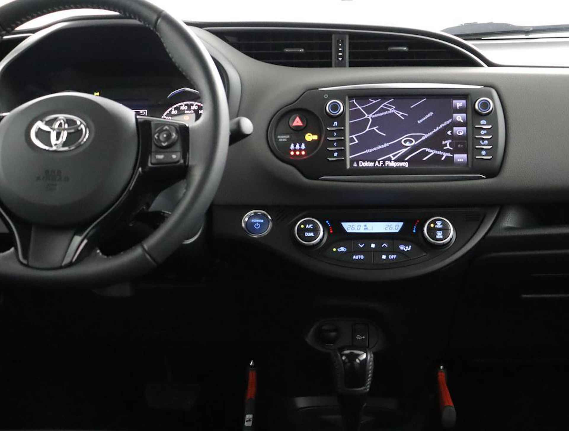 Toyota Yaris 1.5 Hybrid Executive | Navigatie | Climate control | Cruise control | - 45/50