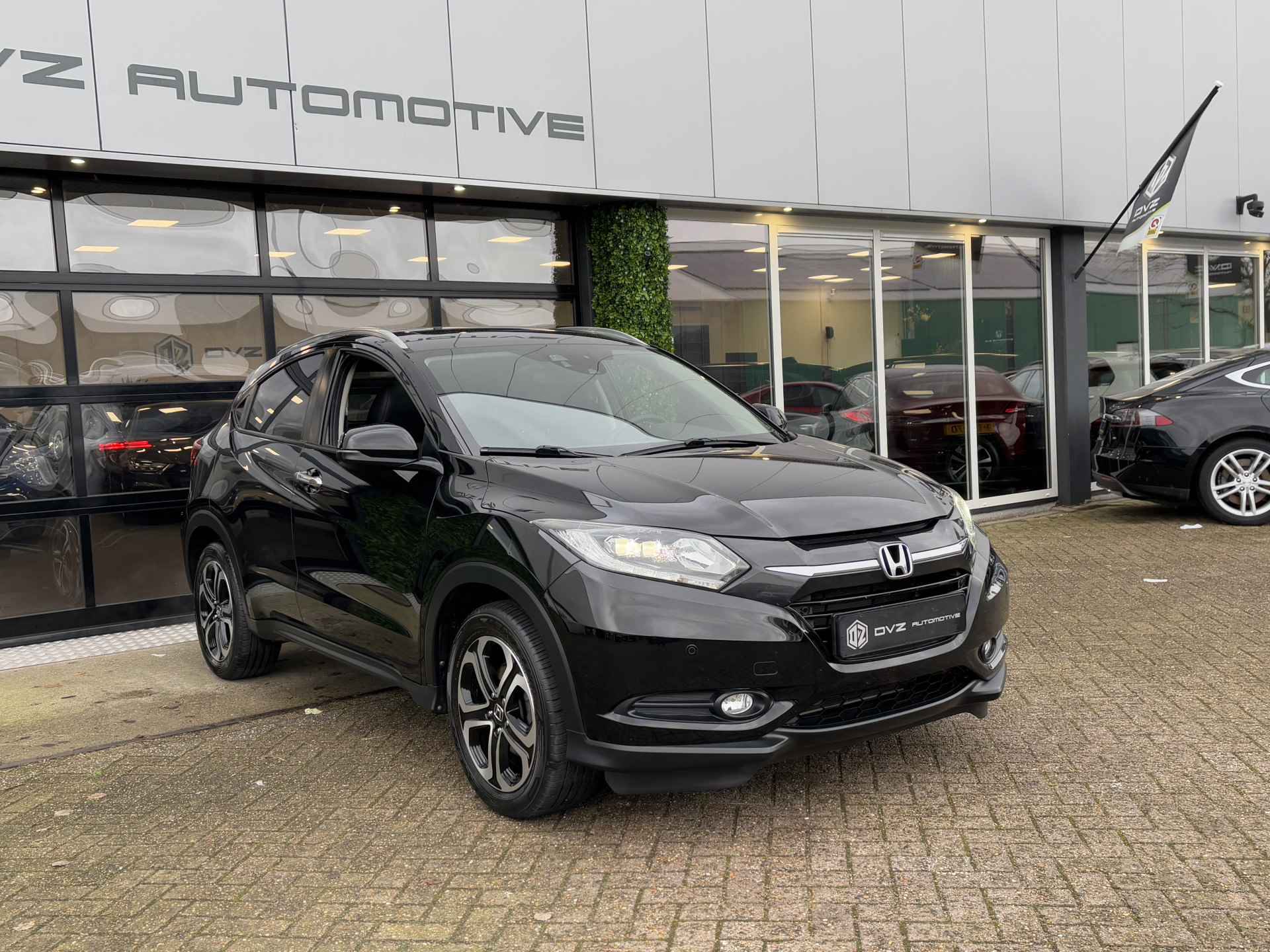 Honda HR-V 1.5 i-VTEC Executive | Pano | Camera | Winter Pack - 6/40