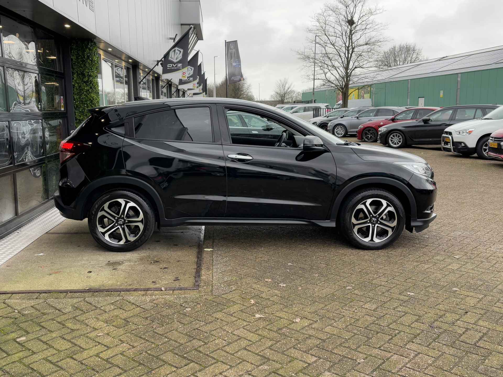 Honda HR-V 1.5 i-VTEC Executive | Pano | Camera | Winter Pack - 8/40