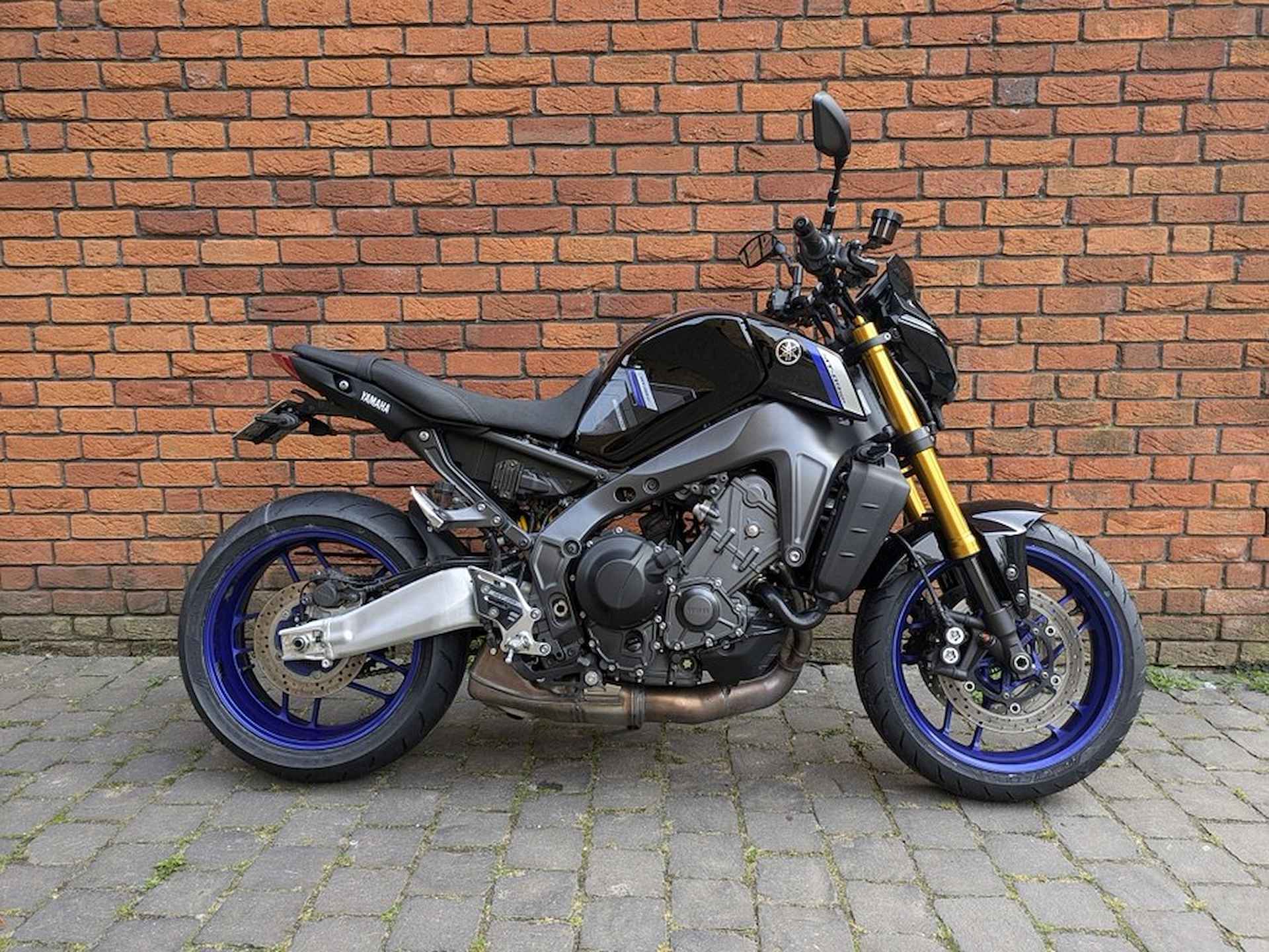 Yamaha MT-09 SP - 5/13