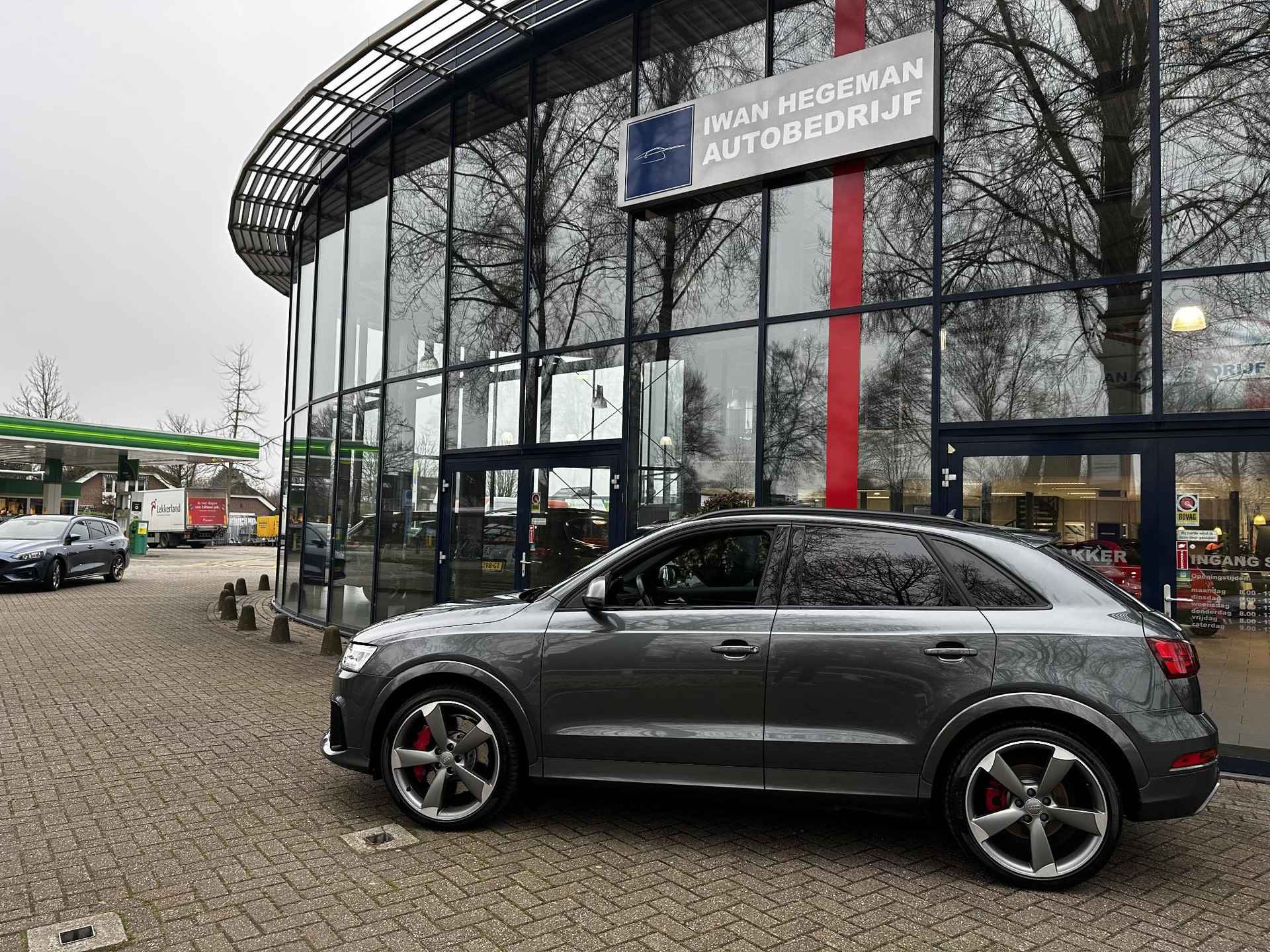 Audi RS Q3 2.5 TFSI quattro performance Pro Line Plus | Schuif-kanteldak | Camera | Elektr. Best stoel | SUPERSPRINT | Wegk Trekhaak - 4/35