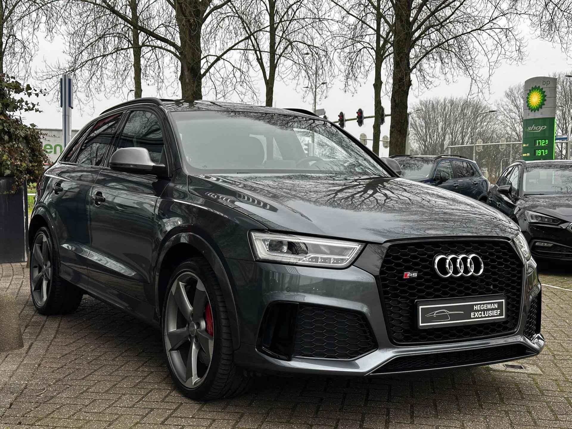 Audi RS Q3 2.5 TFSI quattro performance Pro Line Plus | Schuif-kanteldak | Camera | Elektr. Best stoel | SUPERSPRINT | Wegk Trekhaak - 12/35