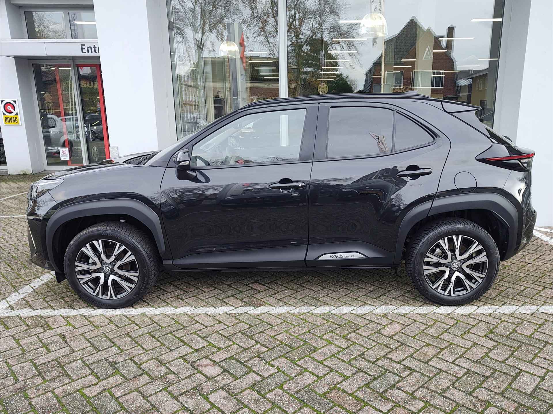 Toyota Yaris Cross 1.5 HYBRID EXECUTIVE Keyless | Dodehoeksens. | JBL | Panoramadak - 3/42