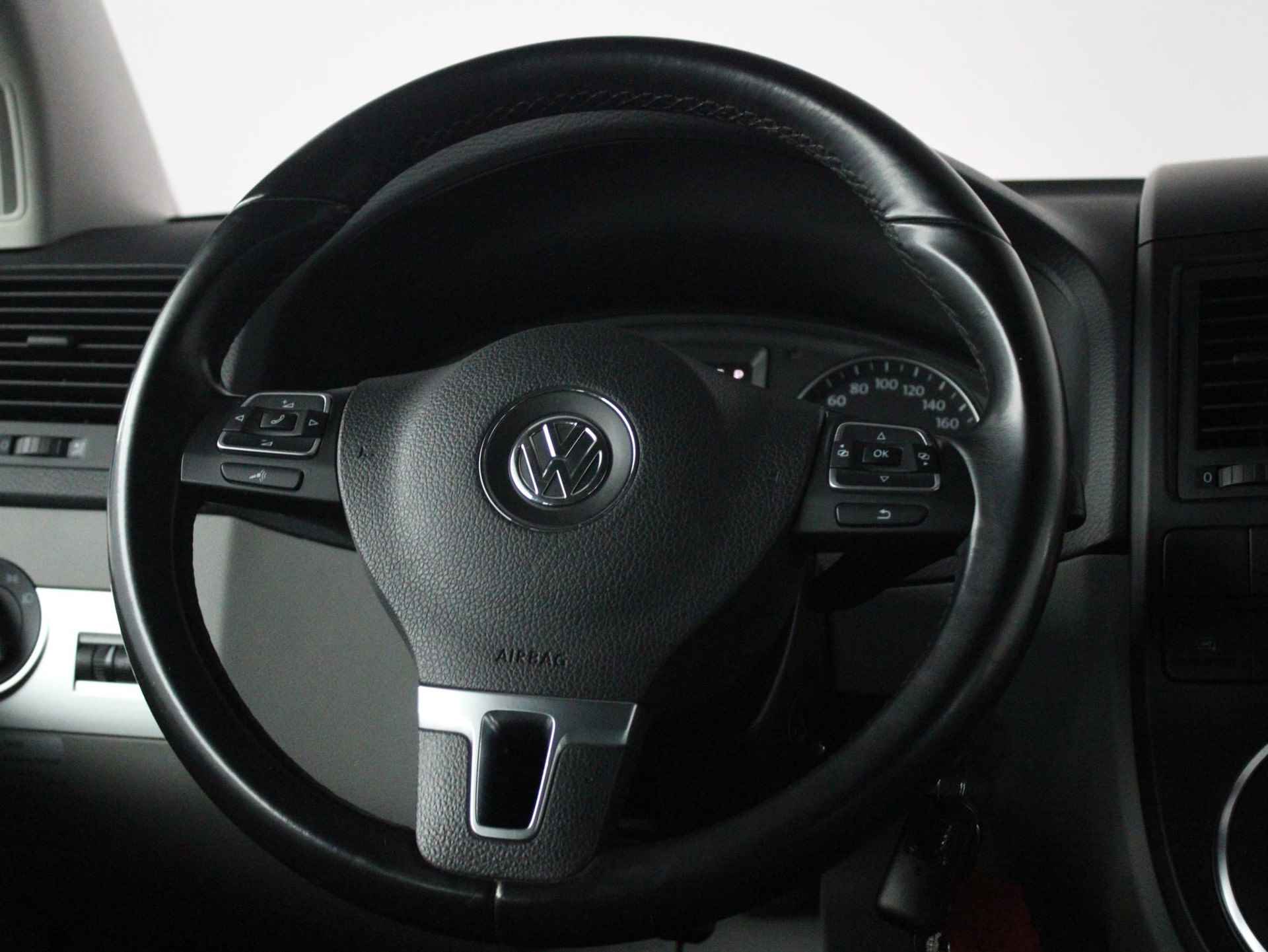 Volkswagen California 2.0 TDI 140 DSG Comfortline | Automaat | Navi | Clima | Cruise | Trekhaak | LM velgen 17" | PDC V+A + Camera - 33/50