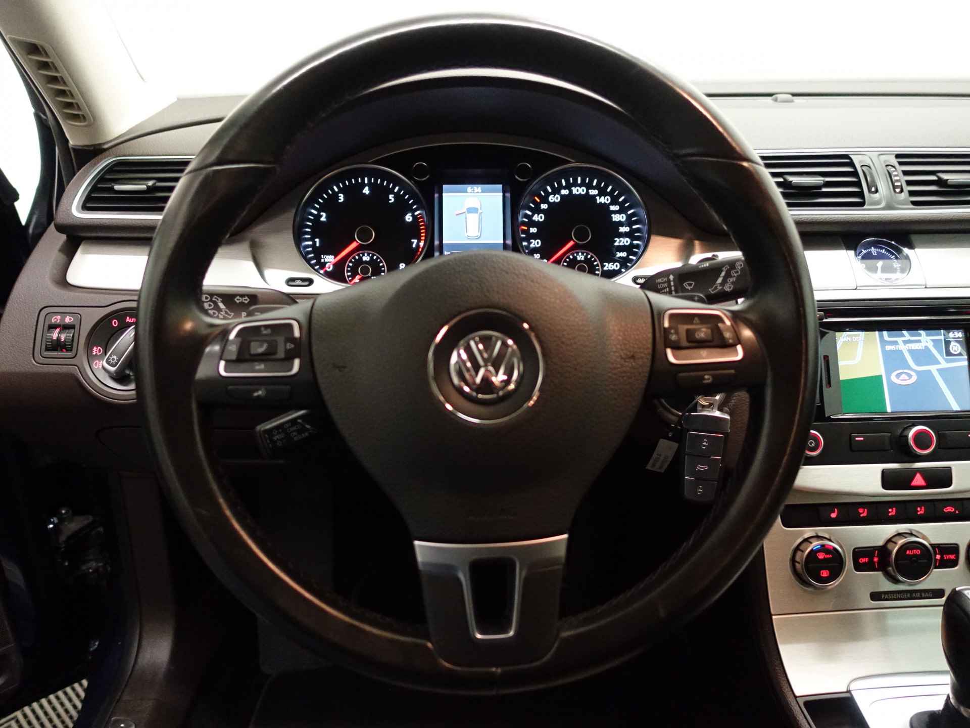 Volkswagen Passat Variant 1.8 TSI R-Line 161Pk Dsg7- Bi Coulor leder, Park assist, Navi, Xenon Led, - 15/33