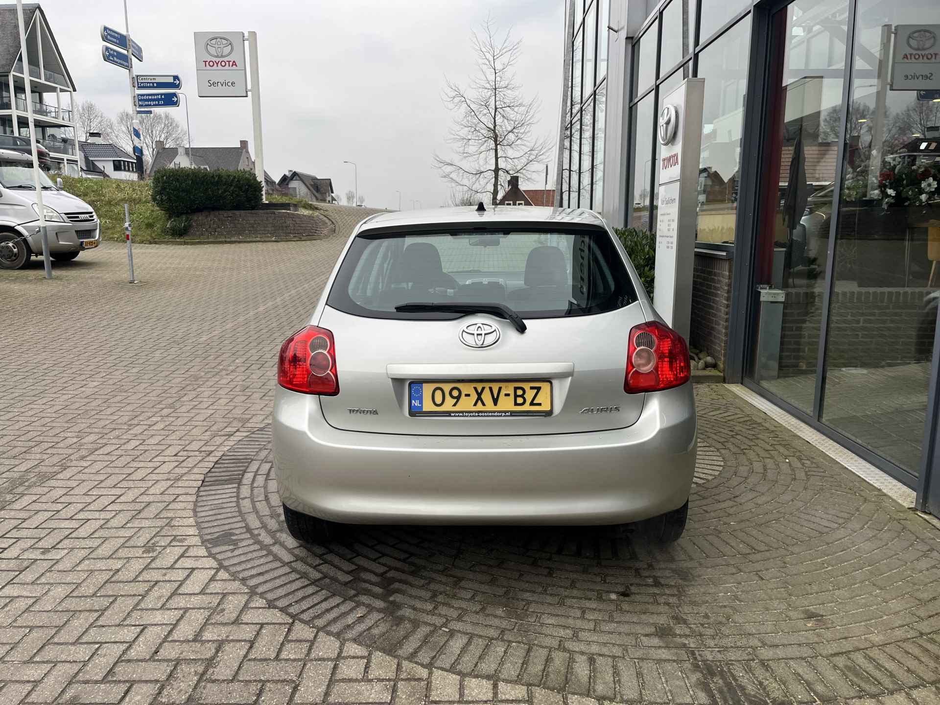 Toyota Auris 1.6-16V Sol Business - 3/18