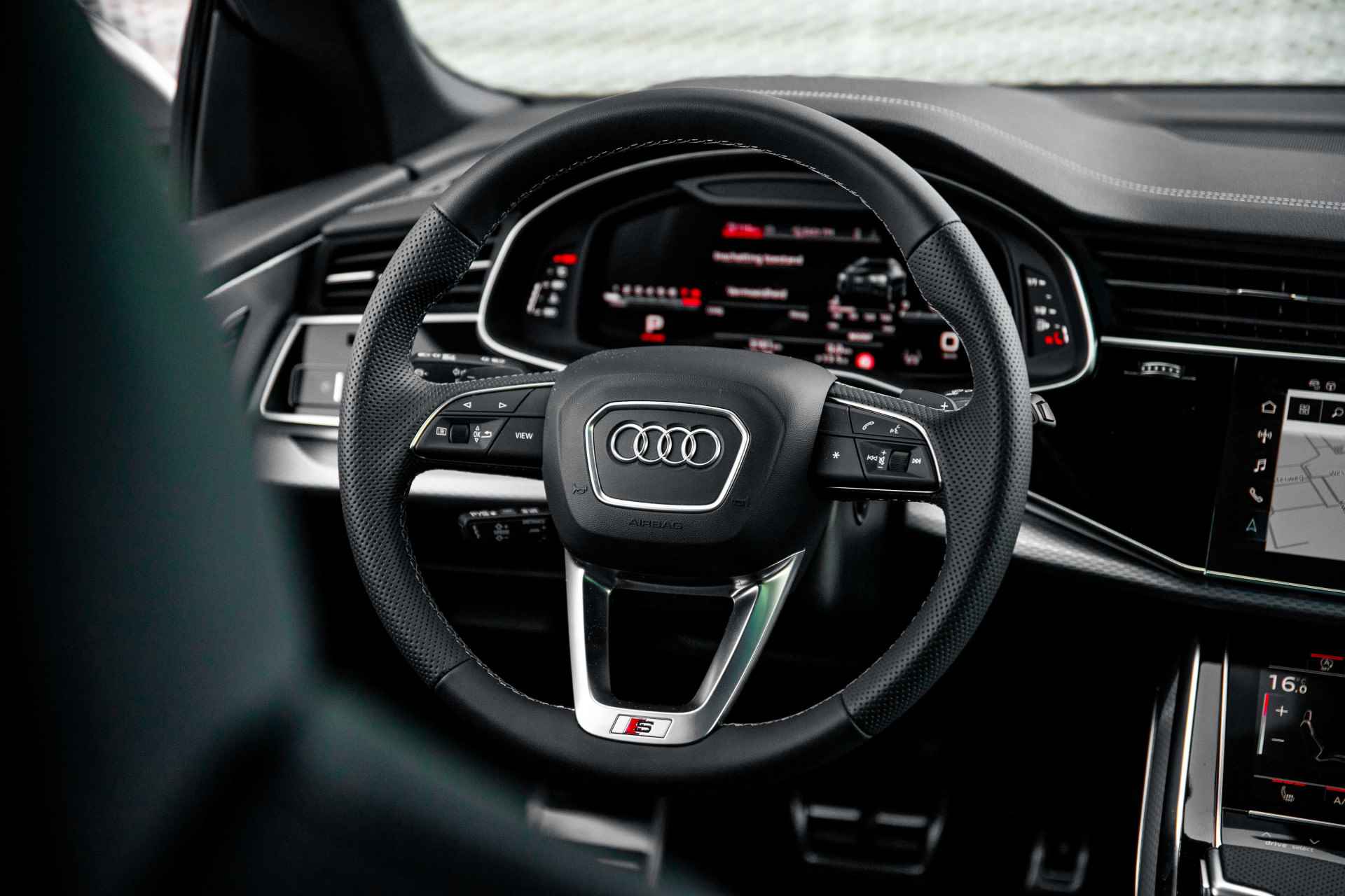 Audi SQ8 4.0 TFSI 500PK quattro | Vierwielbesturing | Panoramadak | B&O | Tour + City | 360 Camera | Trekhaak | - 11/69