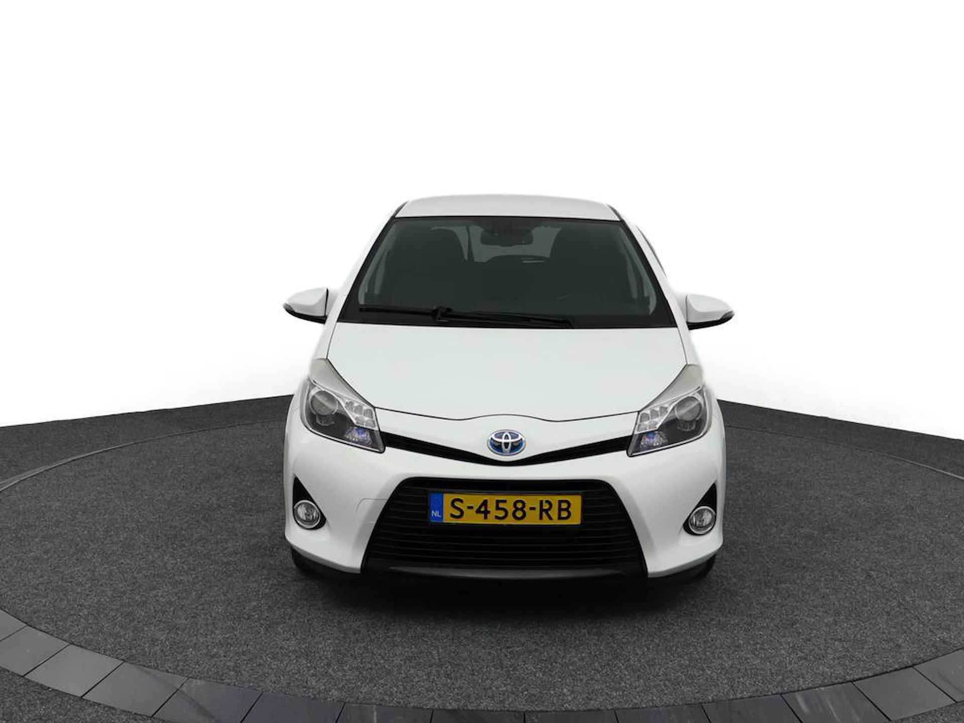 Toyota Yaris 1.5 Full Hybrid Aspiration | Climate control | Parkeercamera | Keyless entry en start | Lichtmetalen velgen | - 16/55