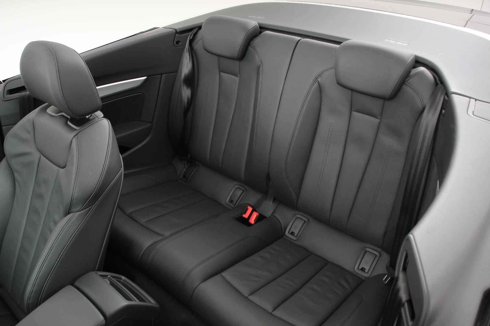 Audi A5 Cabriolet 40 TFSI 2.0 190pk S-tronic Sport | Lederen bekleding | Navigatie | Climate Control | Parkeer sensoren | Lichtmetalen velgen - 11/42