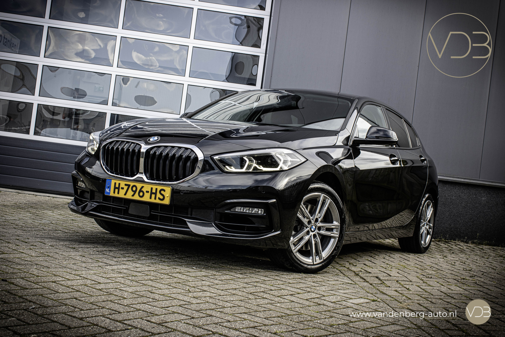BMW 1-serie 118i AUT Executive Edition LED VIRTUAL Origineel NL