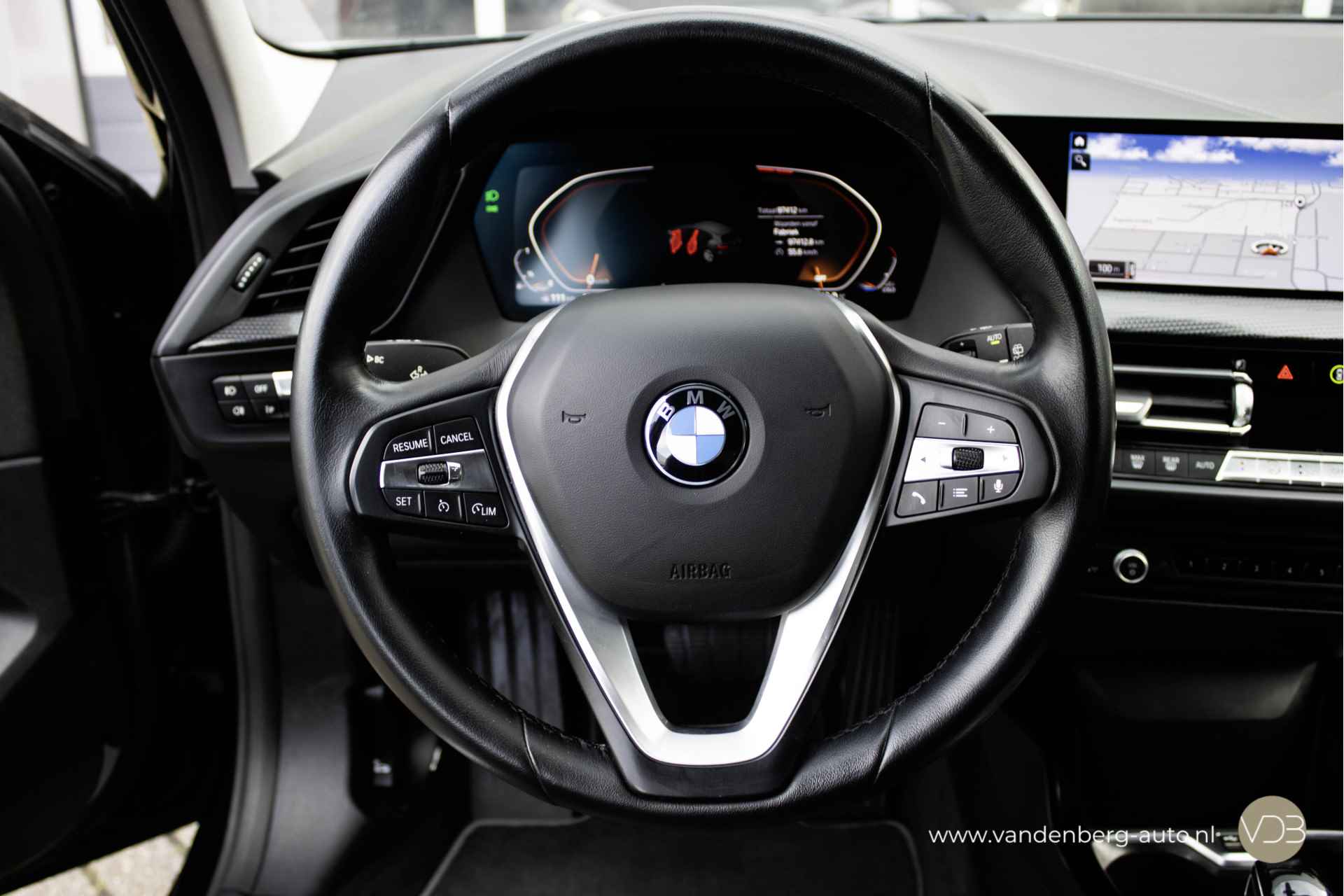 BMW 1-serie 118i AUT Executive Edition LED VIRTUAL Origineel NL - 9/14